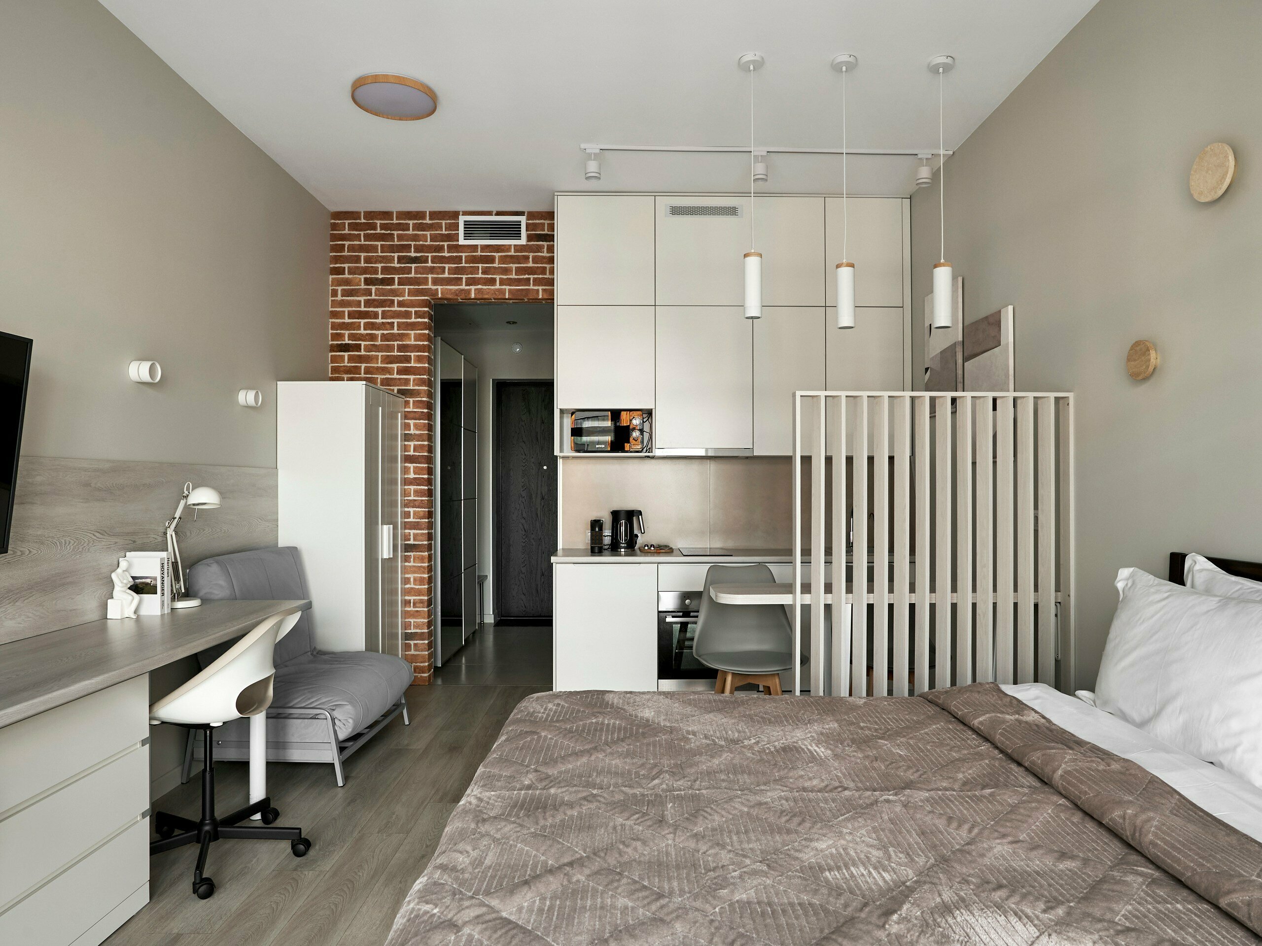 Студия для 3-х Гостей