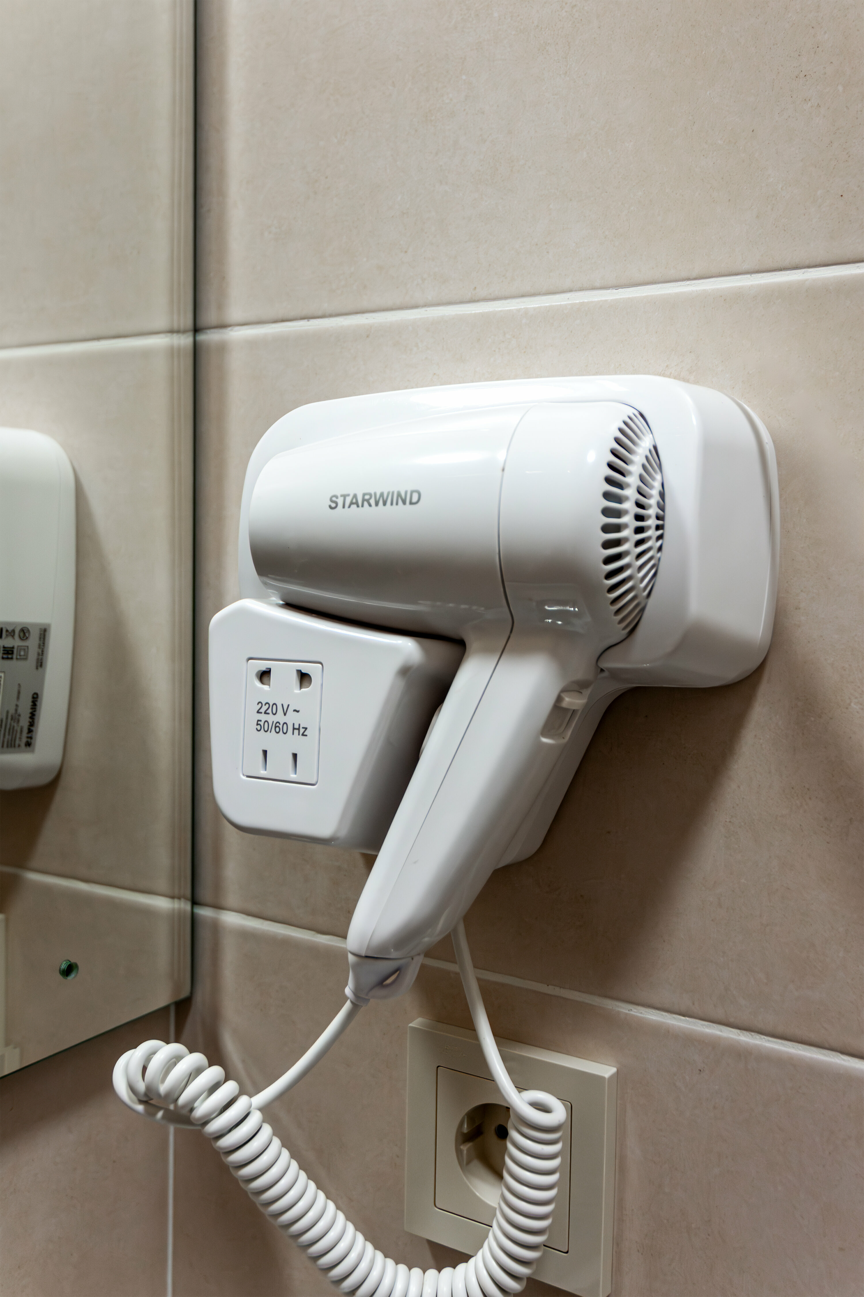 Улучшенный номер с кроватью размера «queen-size»