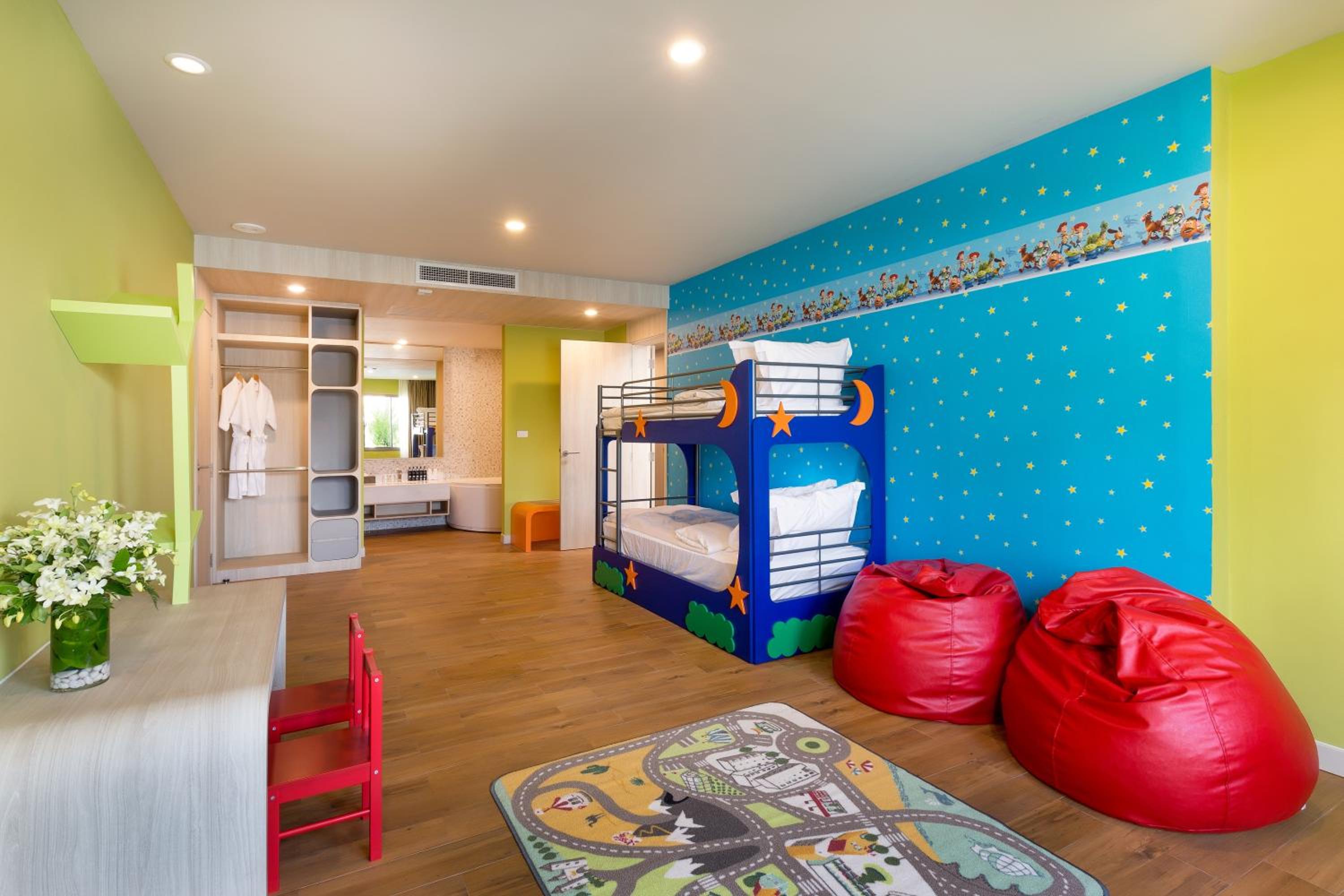  Kids Suite - Family Wing