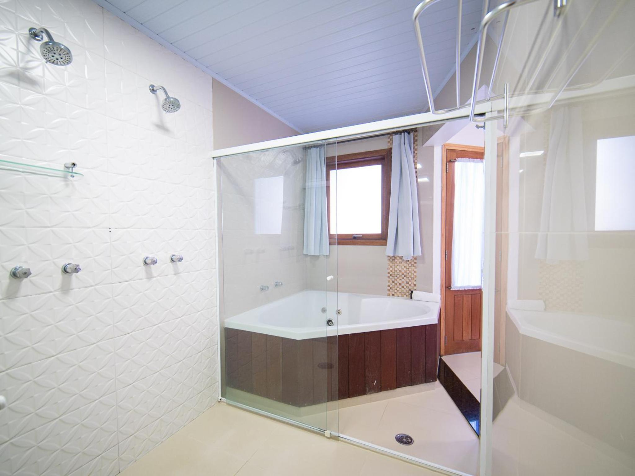 Exclusive Suite with Jacuzzi - Ground Floor