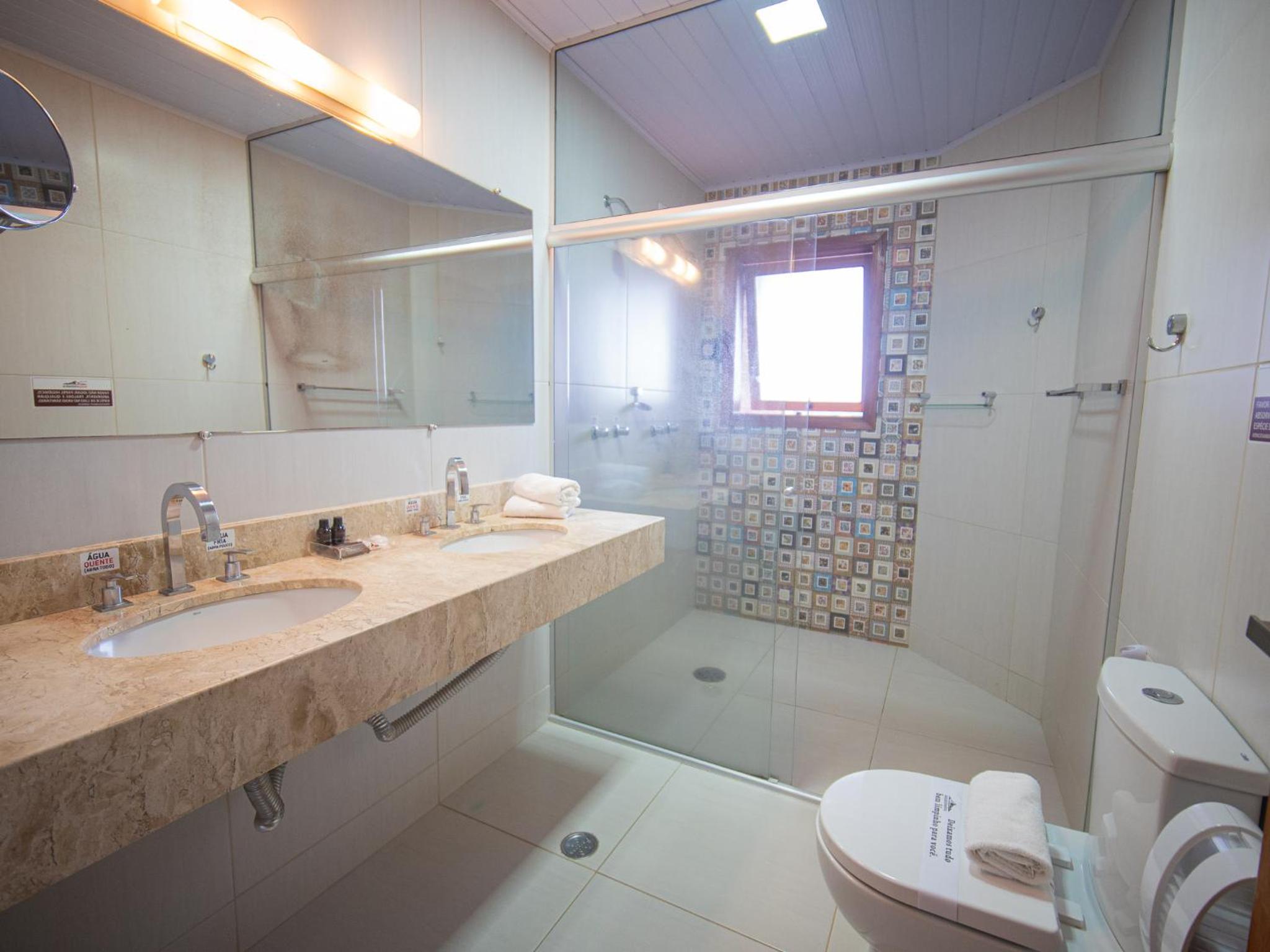 Luxury Suite with Balcony