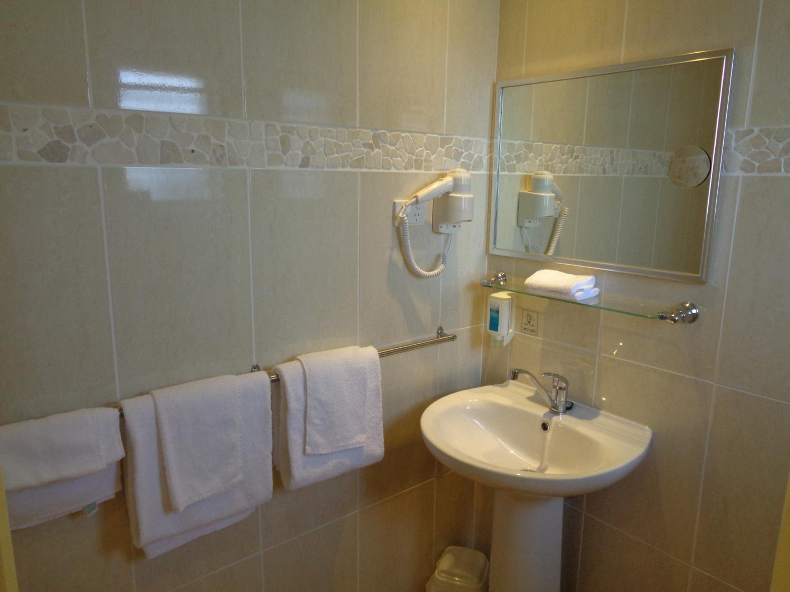 Queen Room with River View