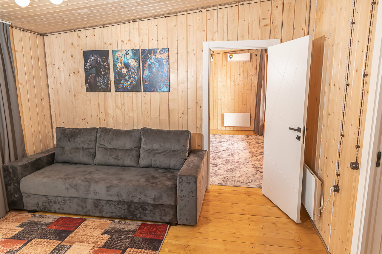 Дом №1 ЧЕРНОГРИВЫЙ