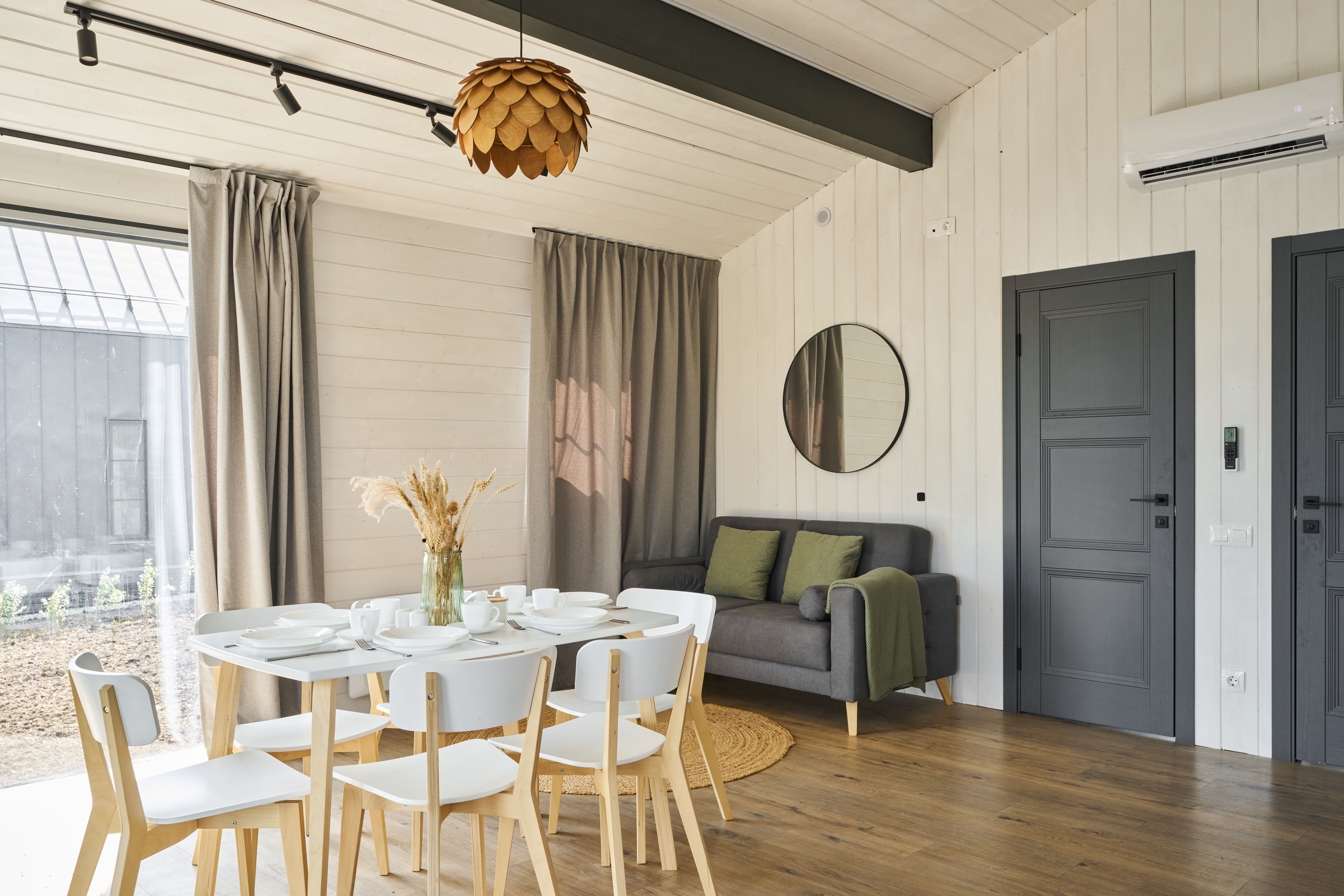 FOREST BBQ PARKLANE RESIDENCE