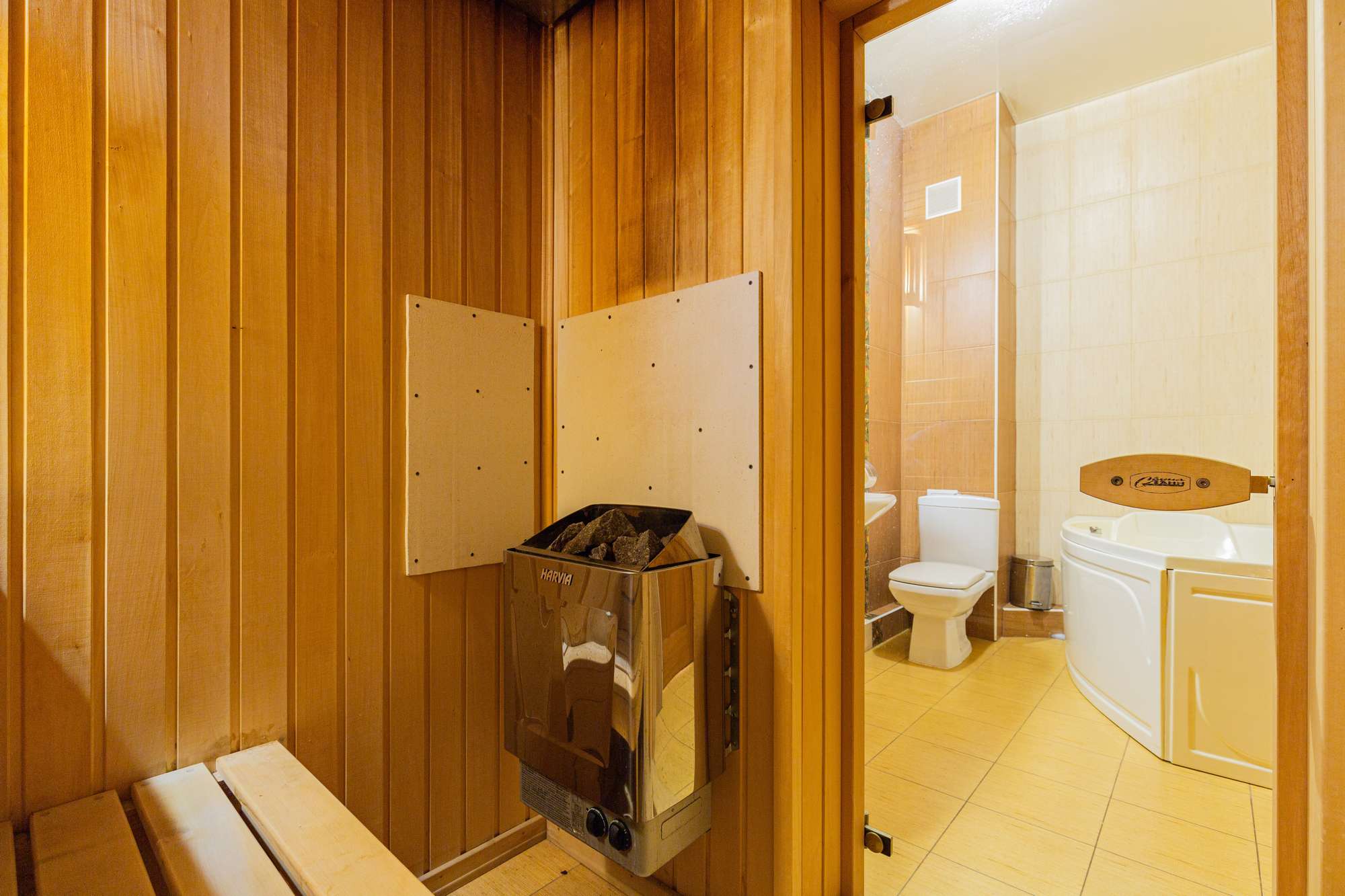 Люкс с балконом