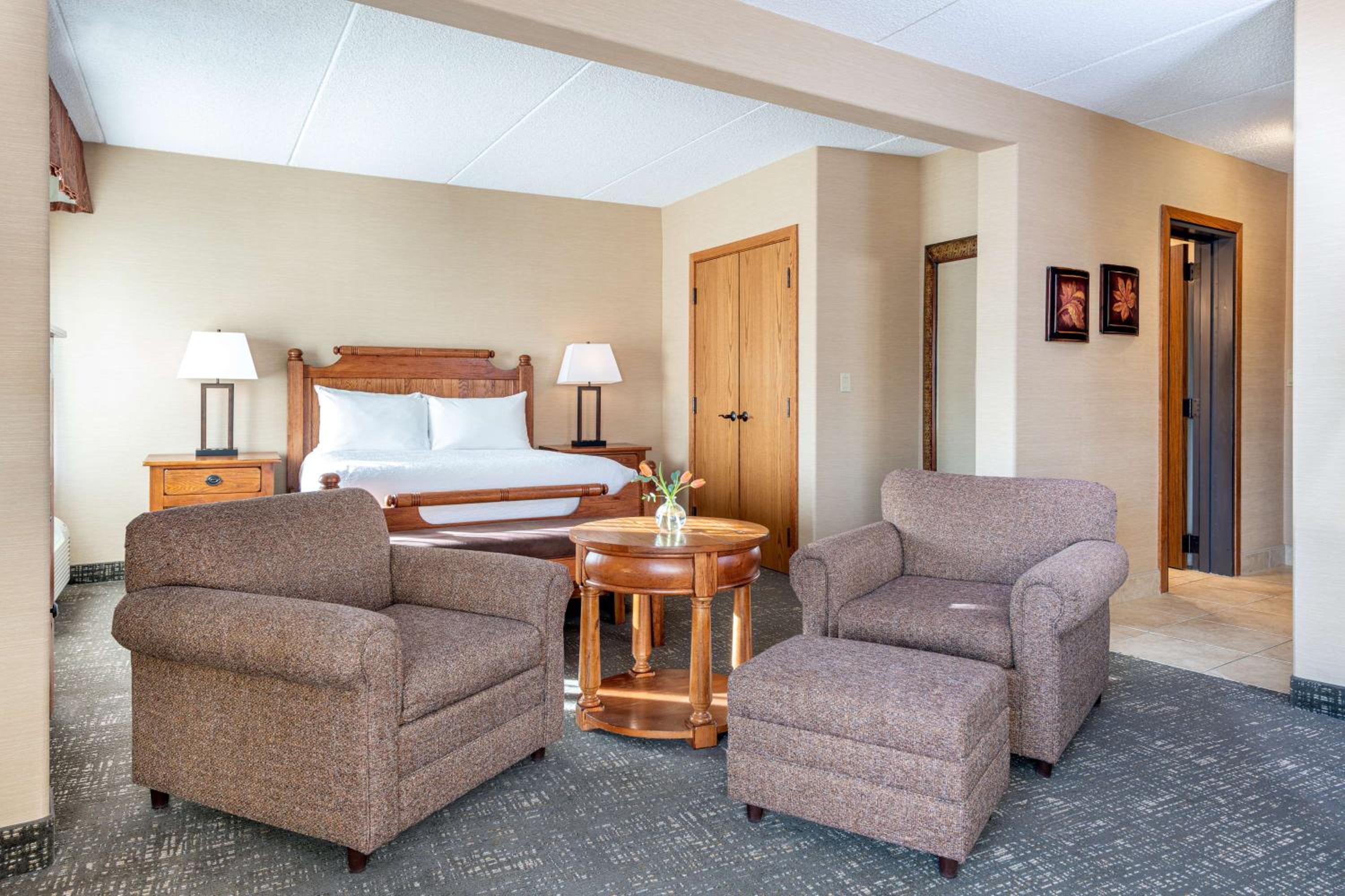 King Room with Mountain View