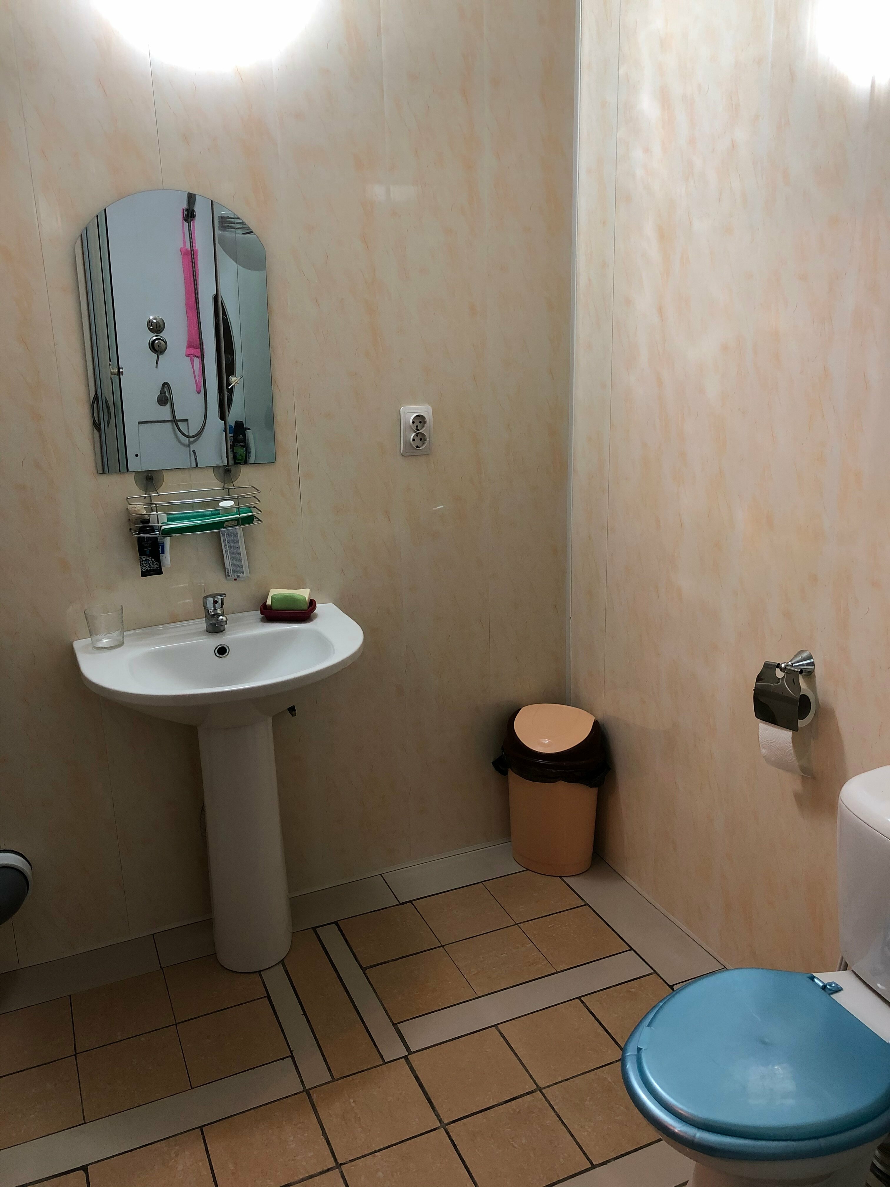 Стандартный двухместный номер с двумя односпальными кроватями