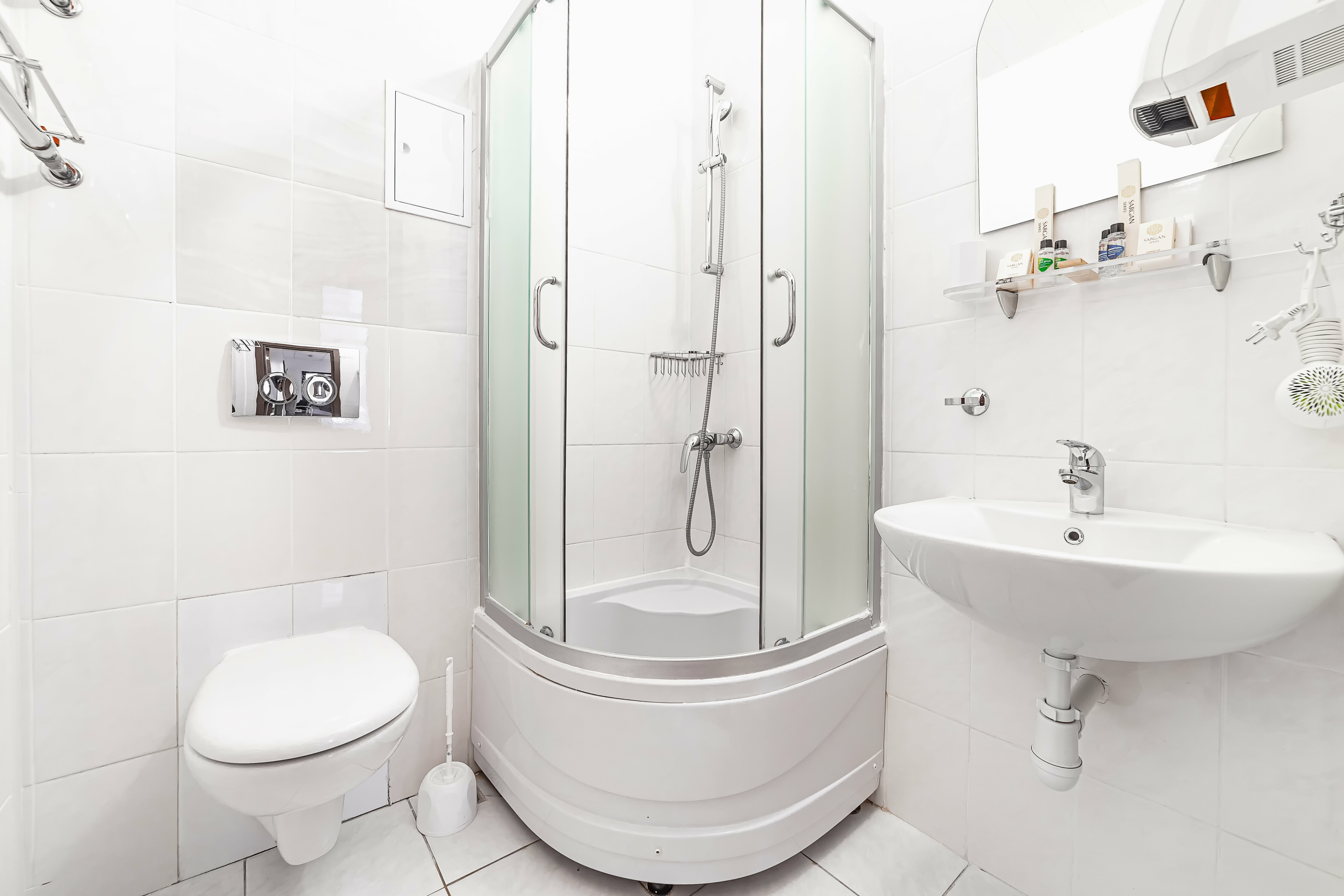 Апартамент с 3 спальнями и кухней,корпус D