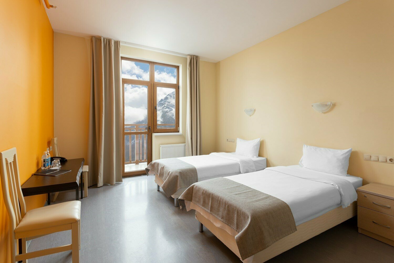 Стандарт  с балконом