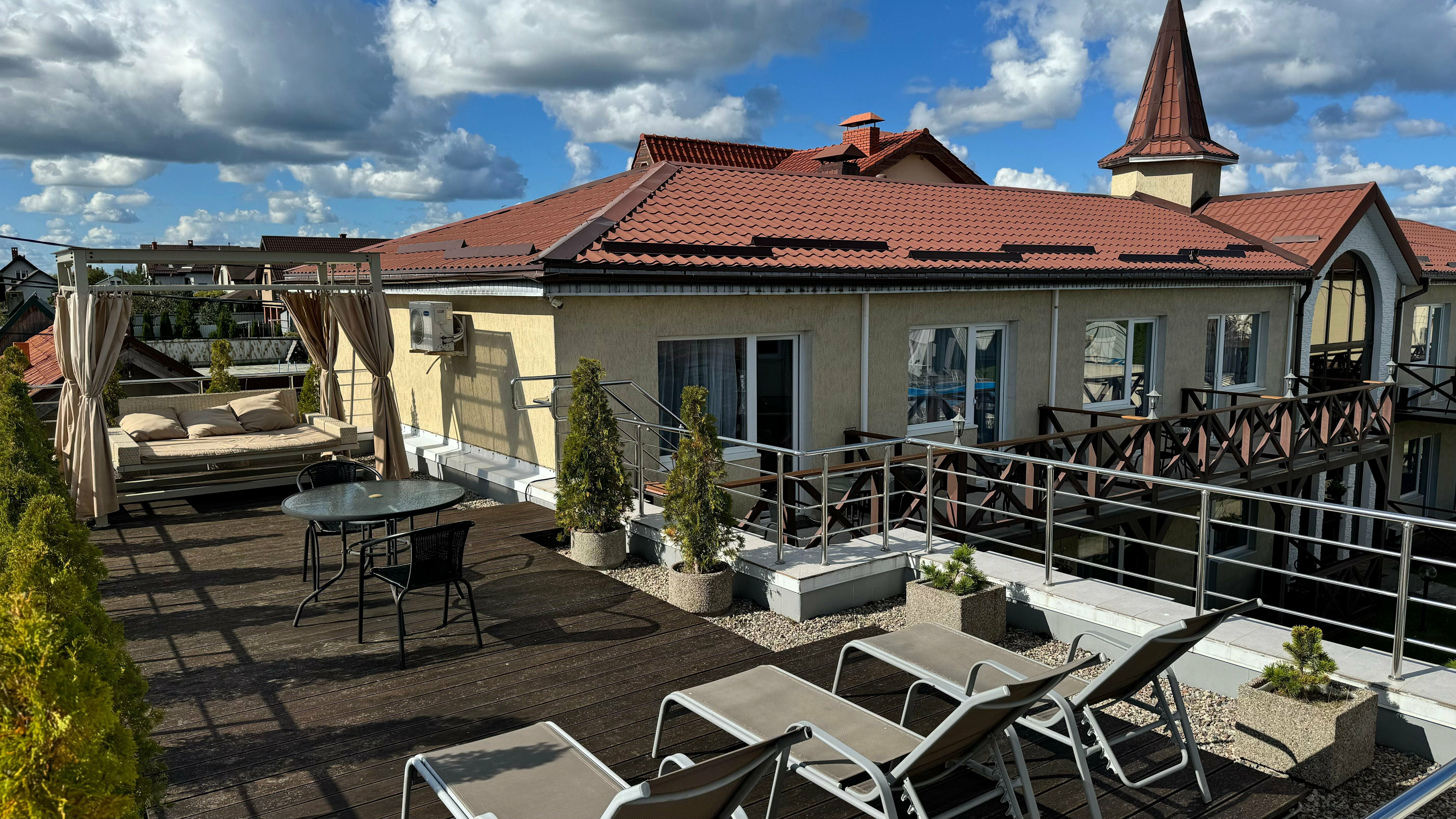 Номер-студия Делюкс