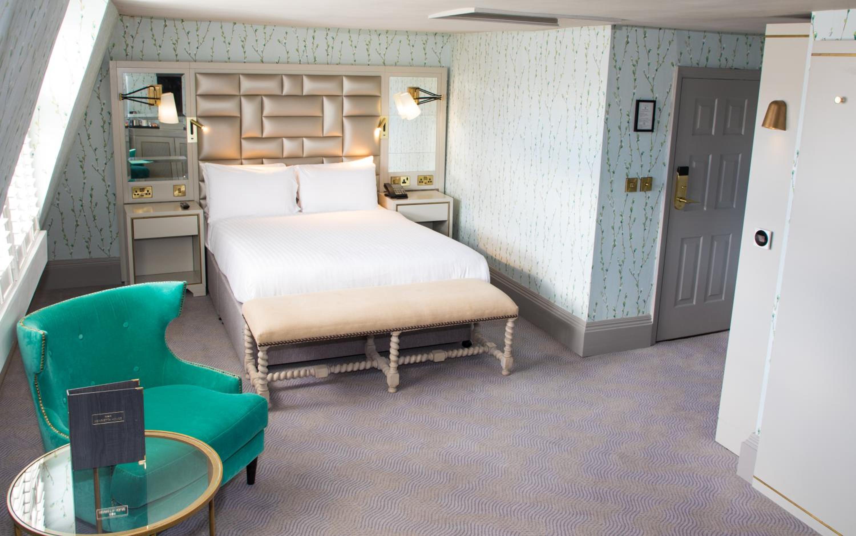 Boutique Superior Room