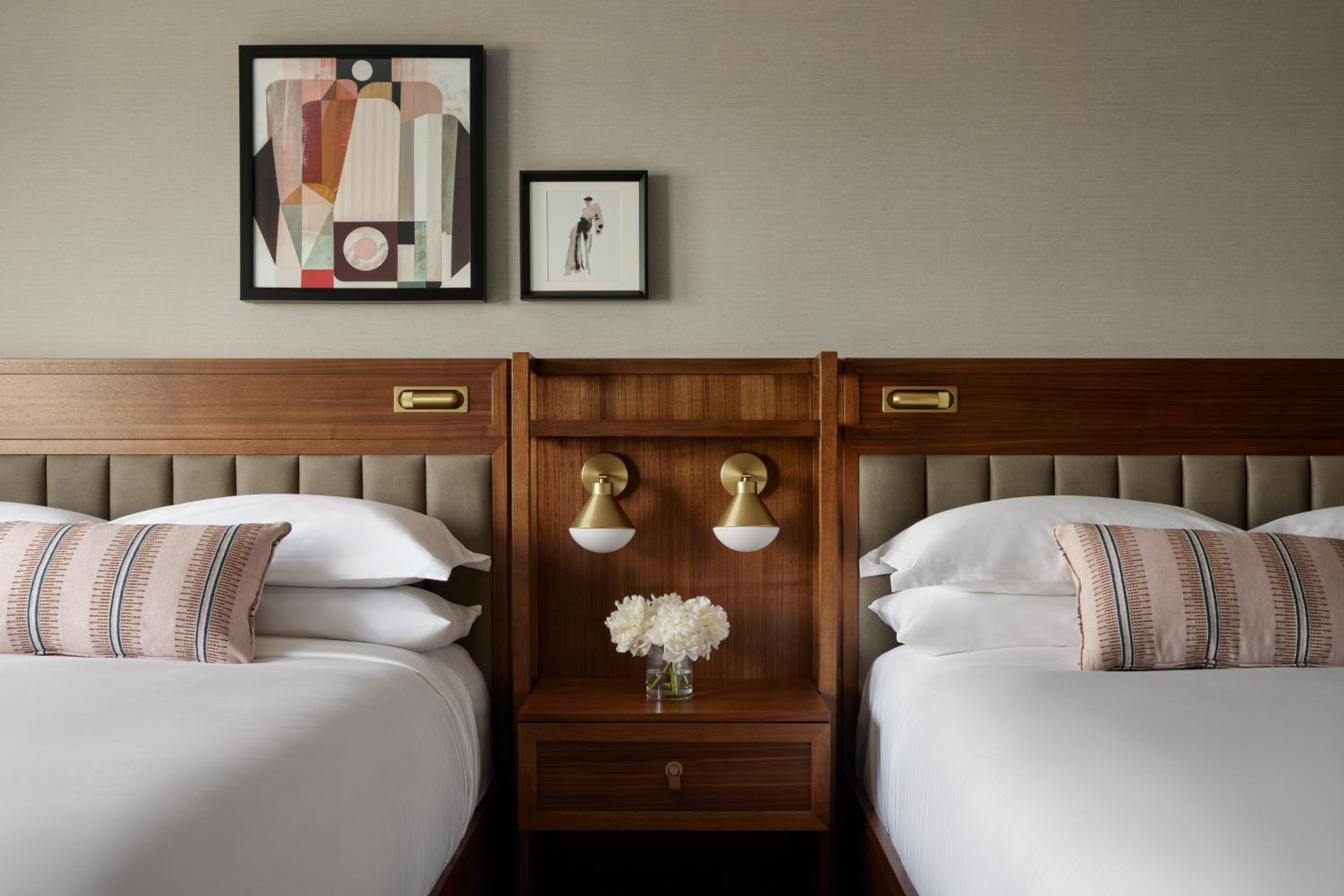 Classic Queen Room with Two Queen Beds