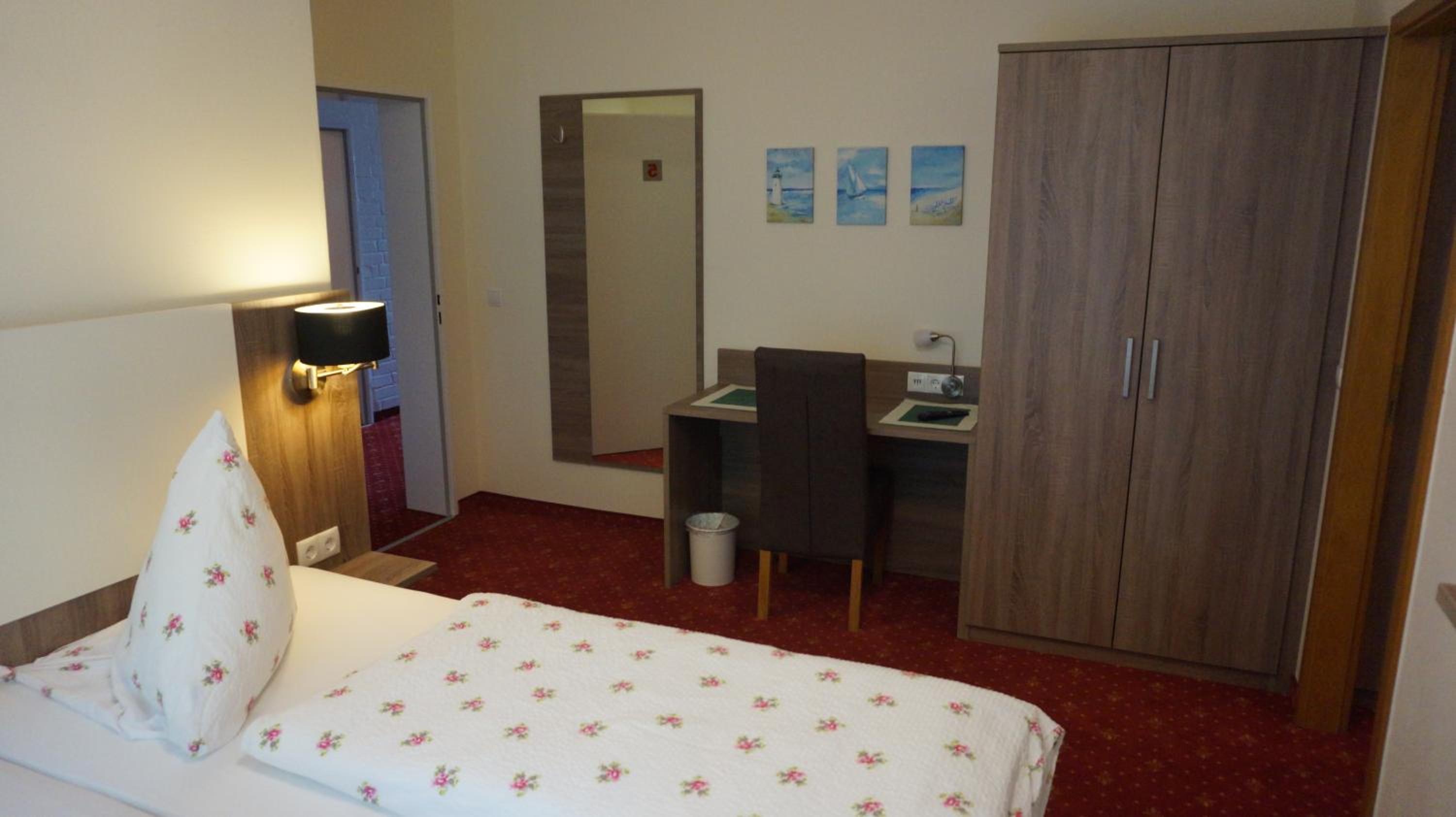 Classic Quadruple Room