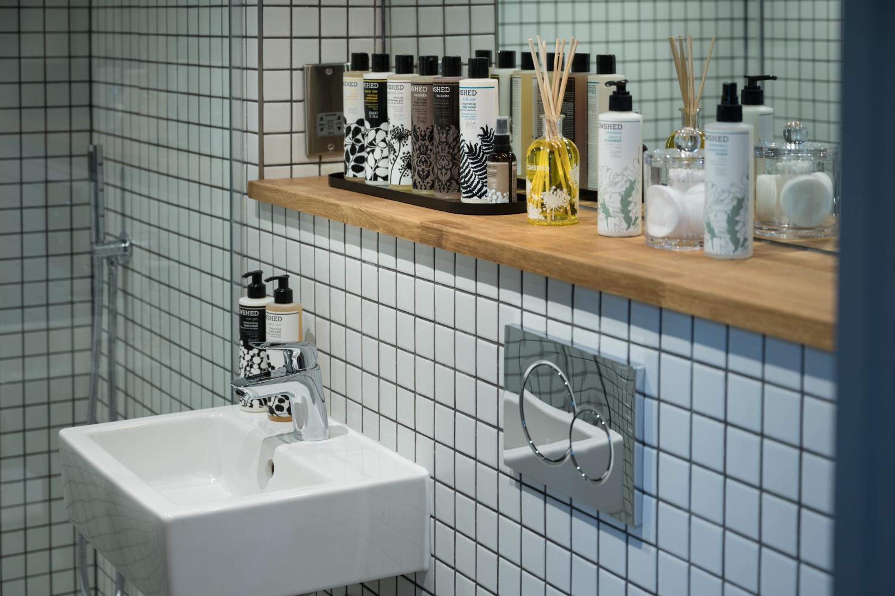 Deluxe Mezzanine Apartment