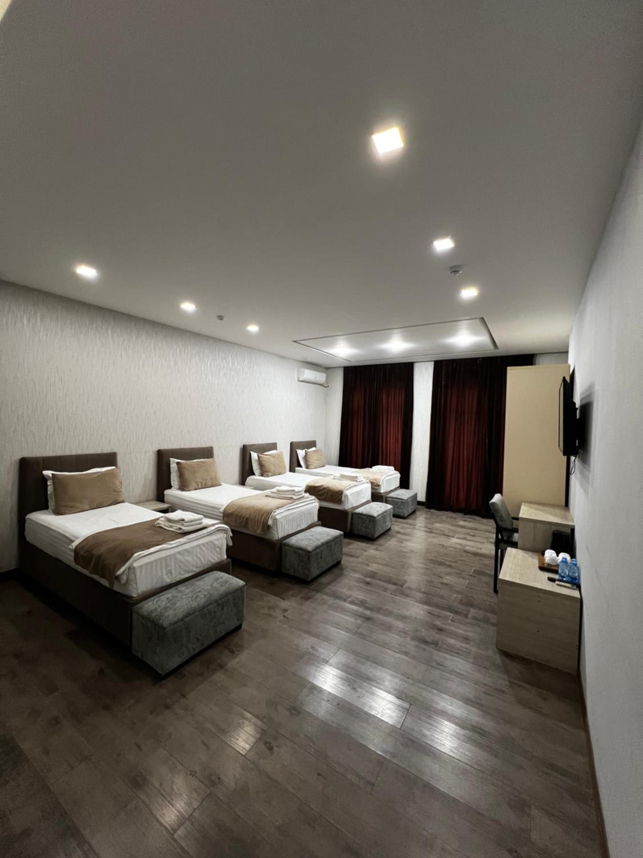 Classic Quadruple Room