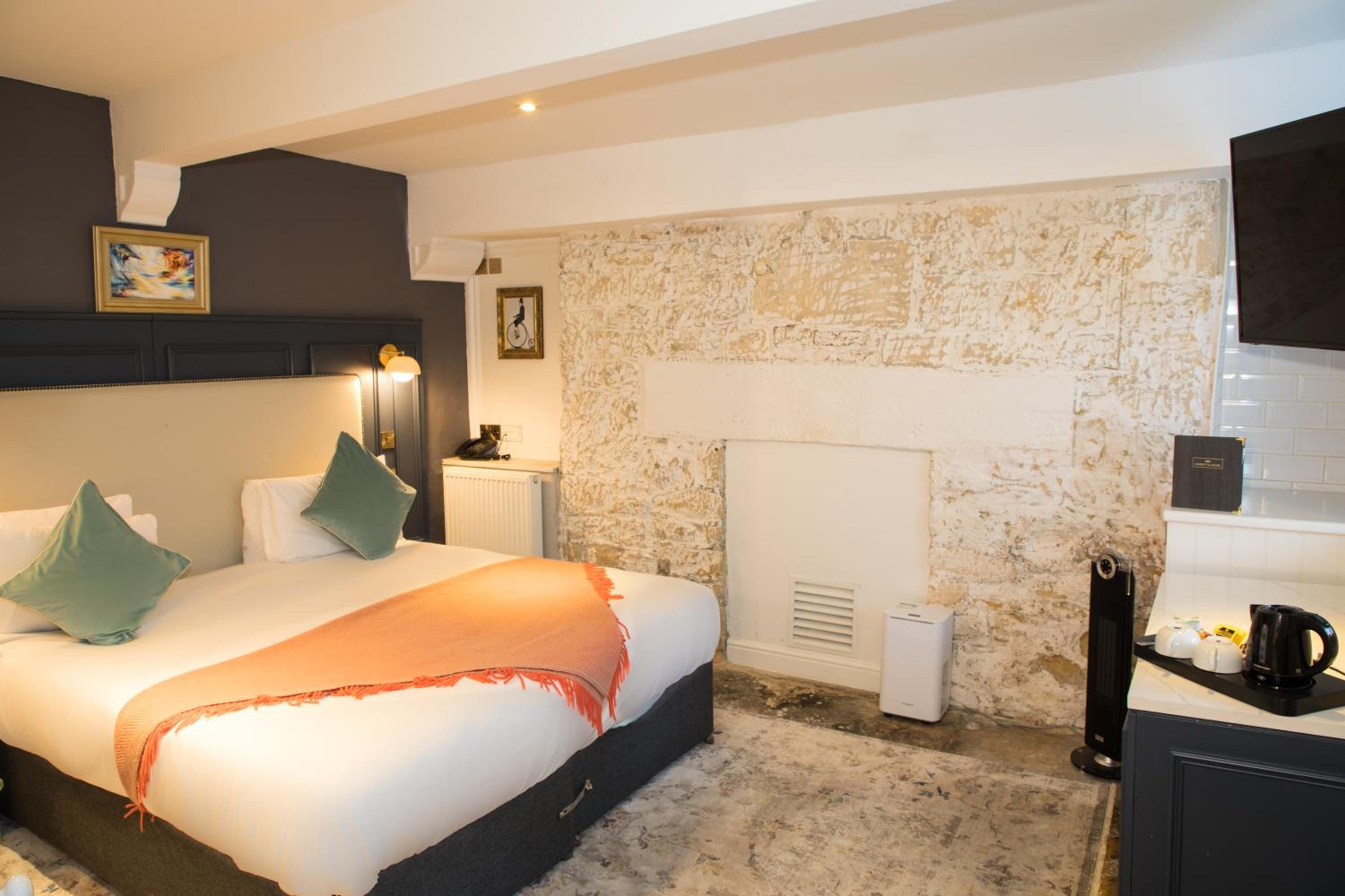 Traditional Standard Room