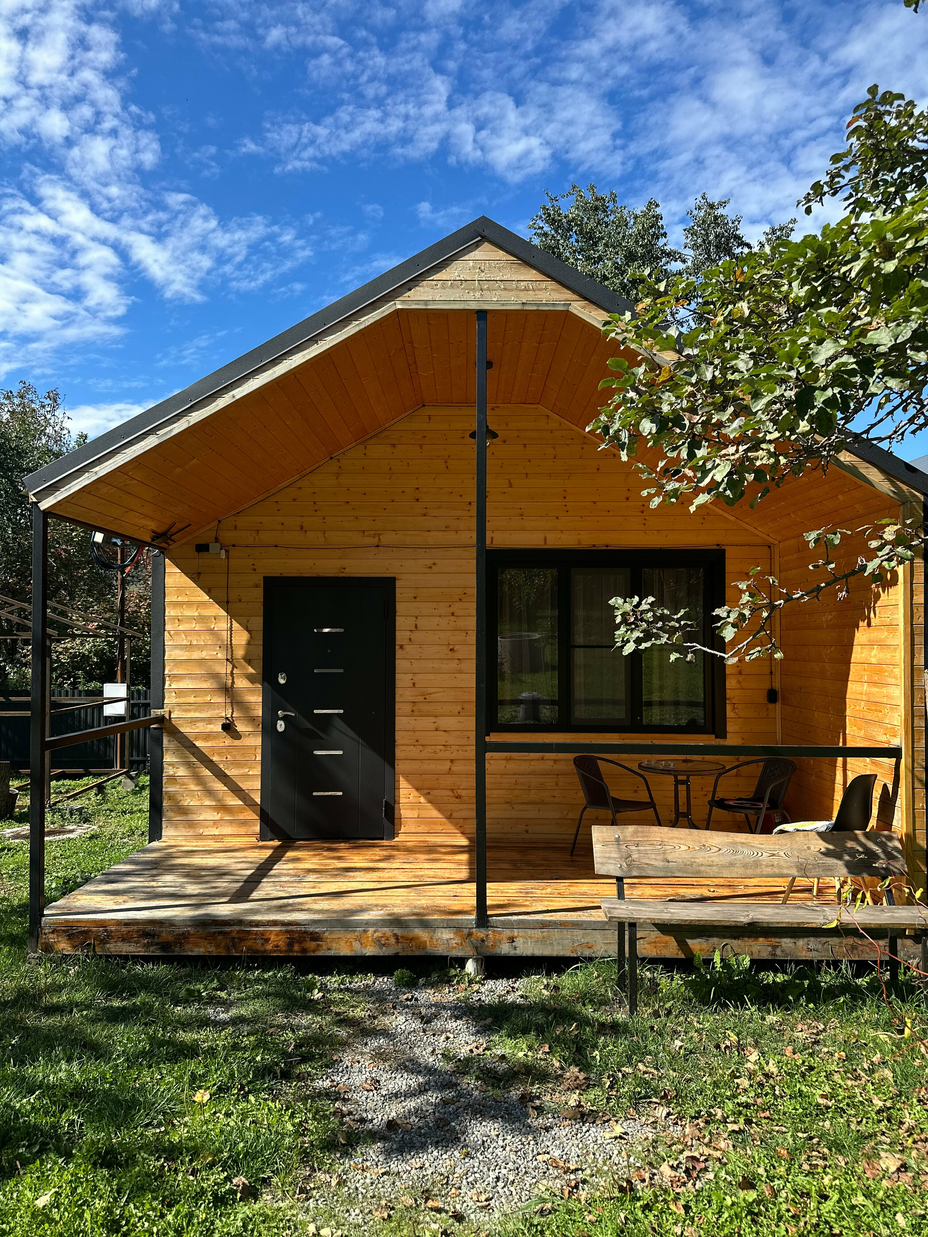 Коттедж с видом на лес