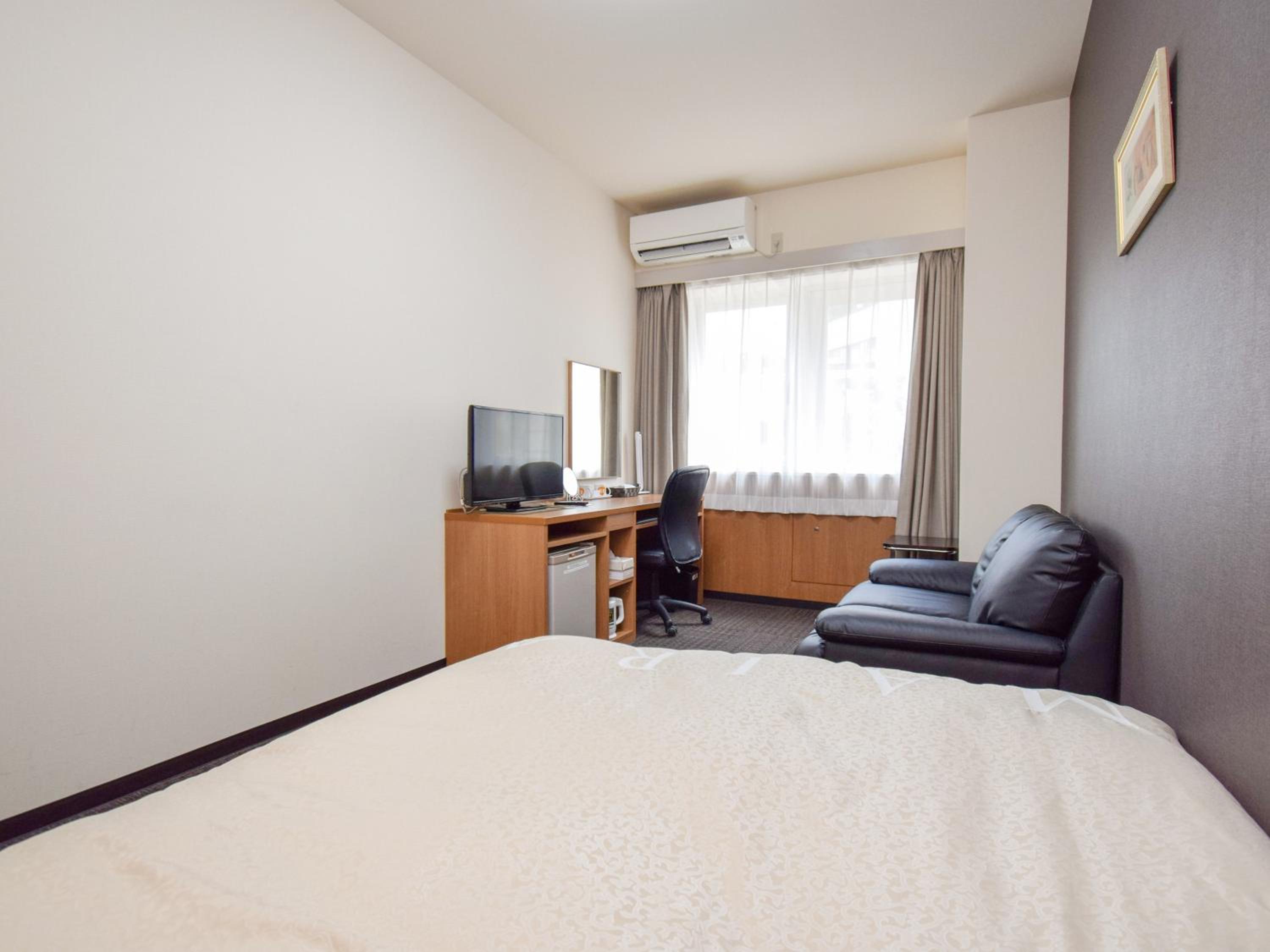 Double Room - Non-Smoking 