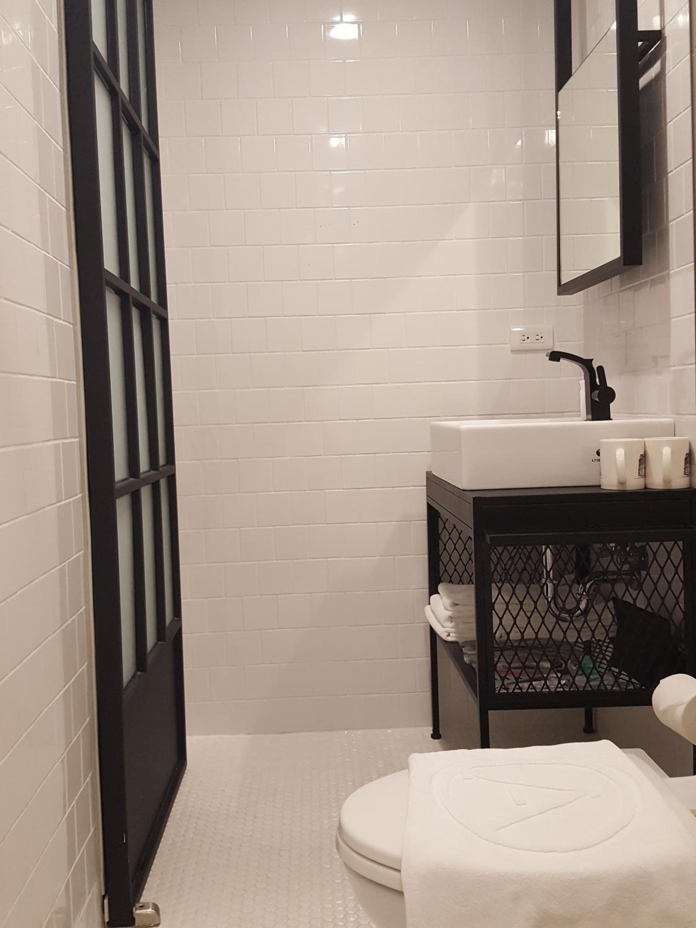 Medium Double Room - No Window