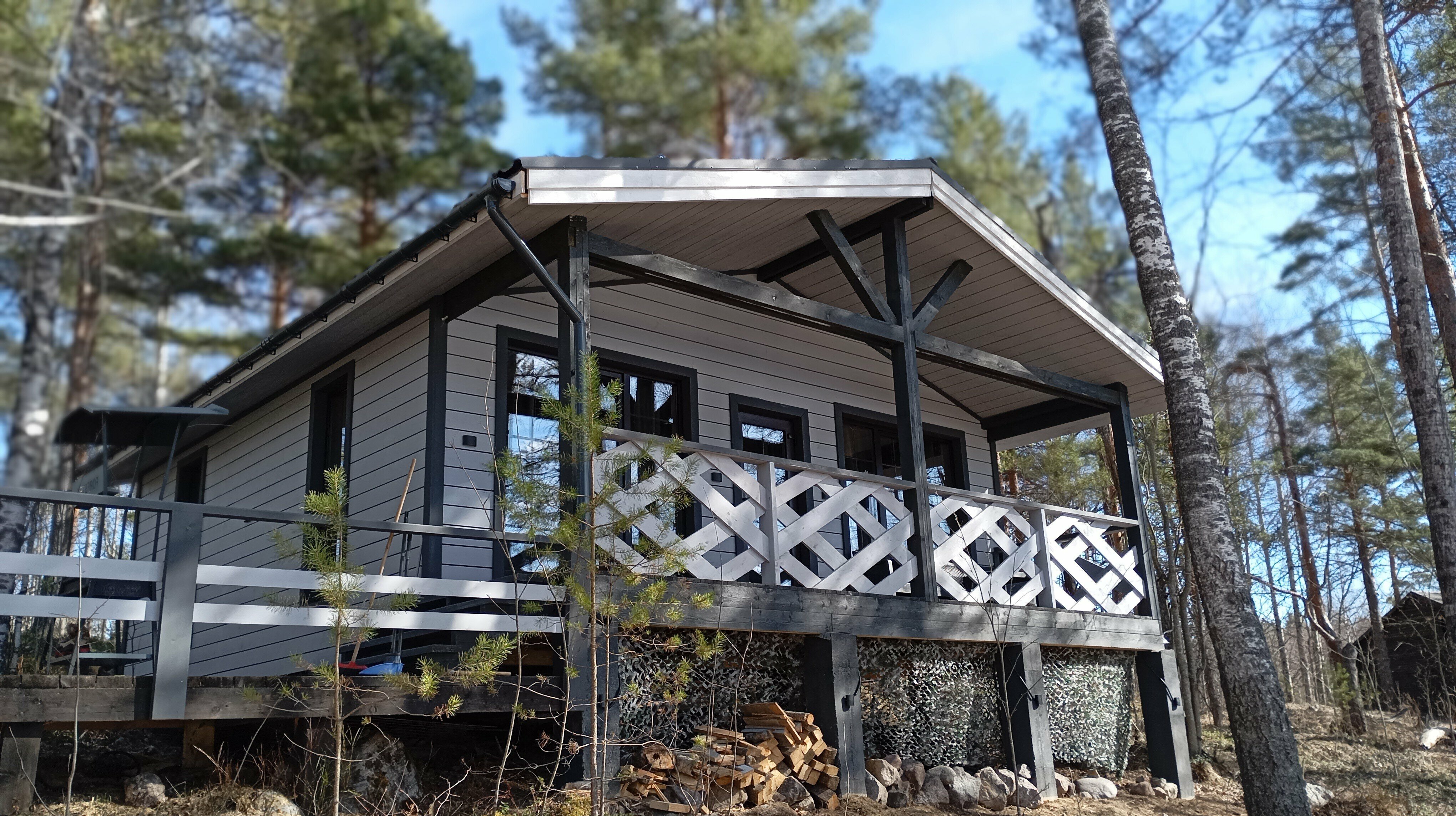 Коттедж с видом на лес