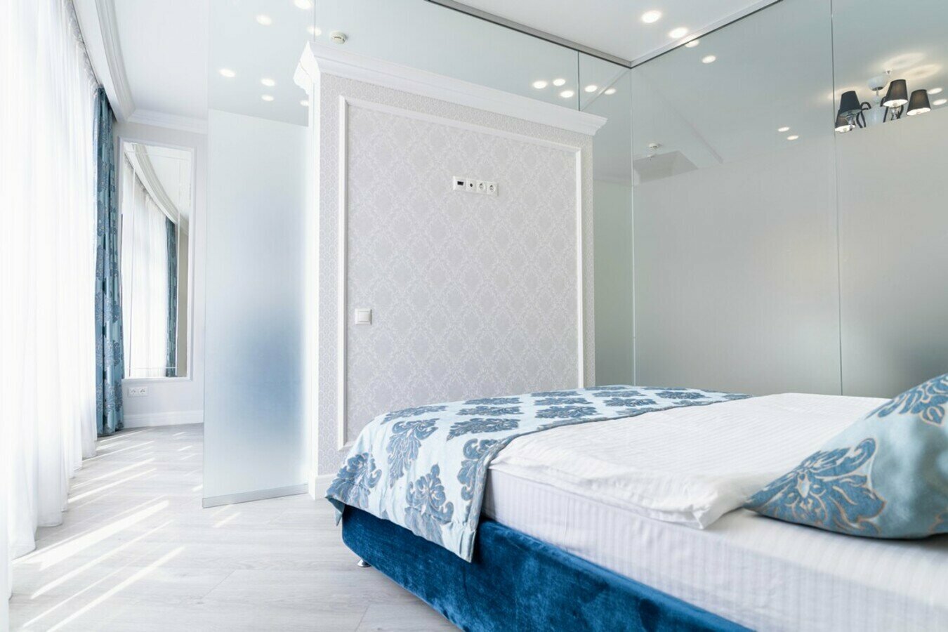 Дизайнерский люкс! Центр Сочи! Пляж и набережная в 5 минутах!