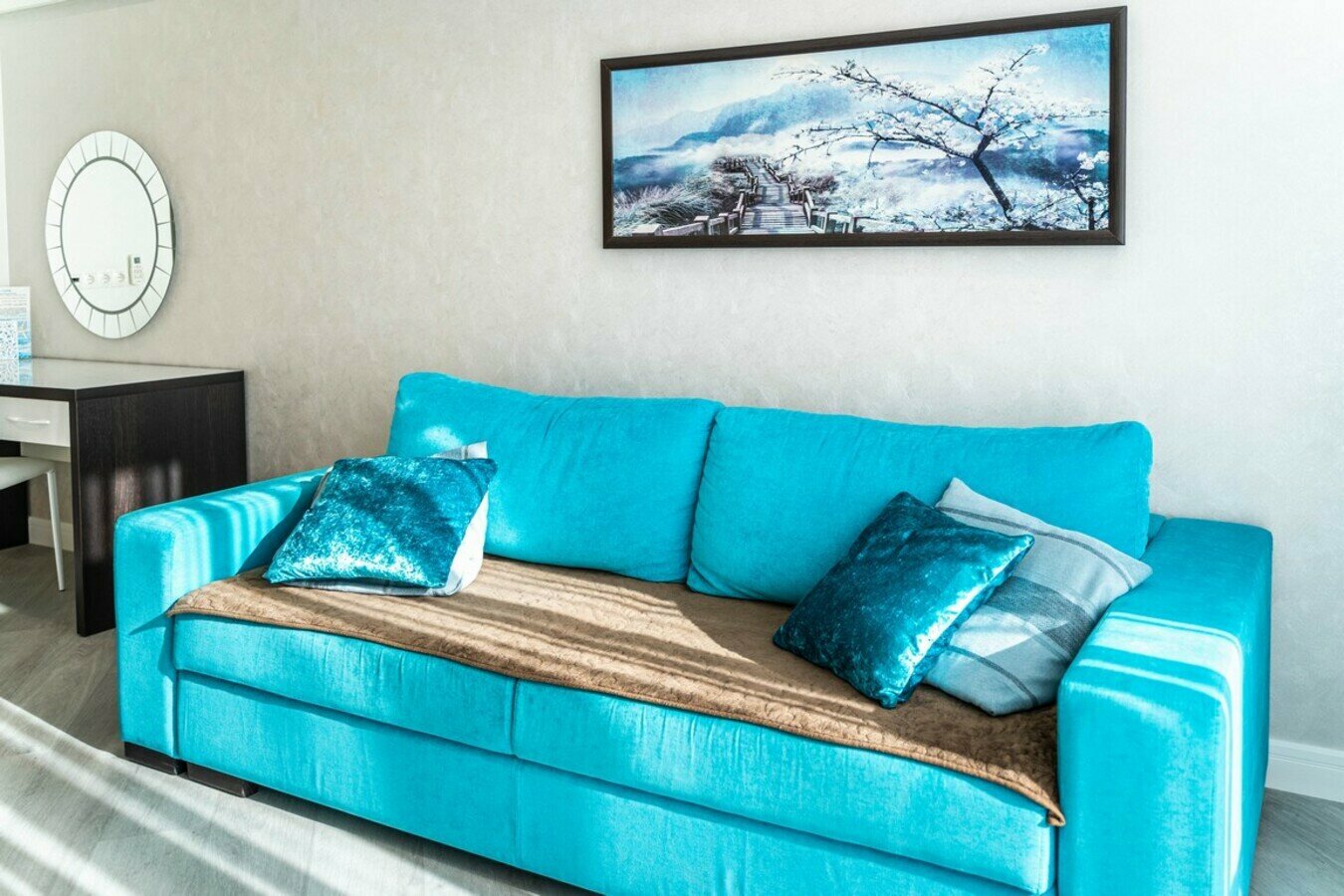 Дизайнерская студия с балконом! Пляж и набережная в 5 минутах!