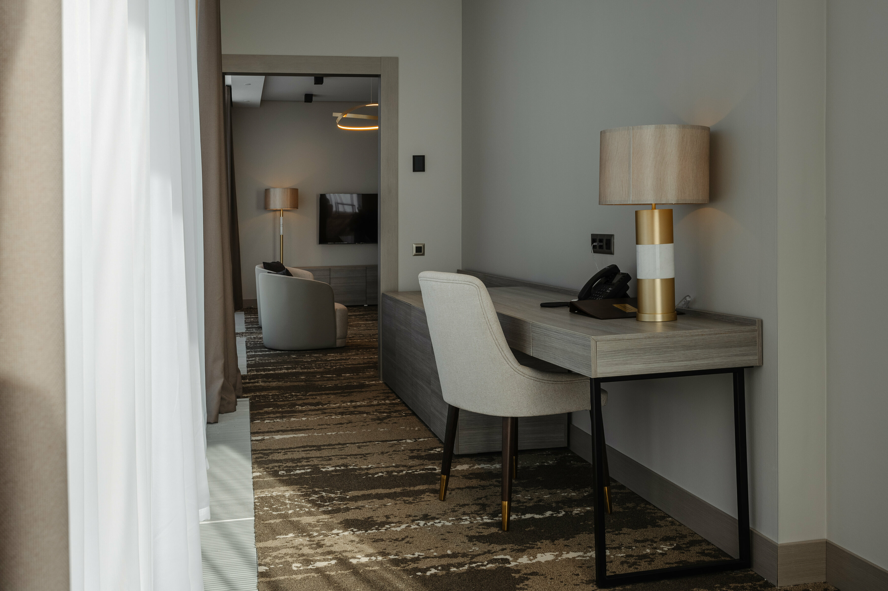 Гранд Люкс трехкомнатный с двумя двуспальными кроватями