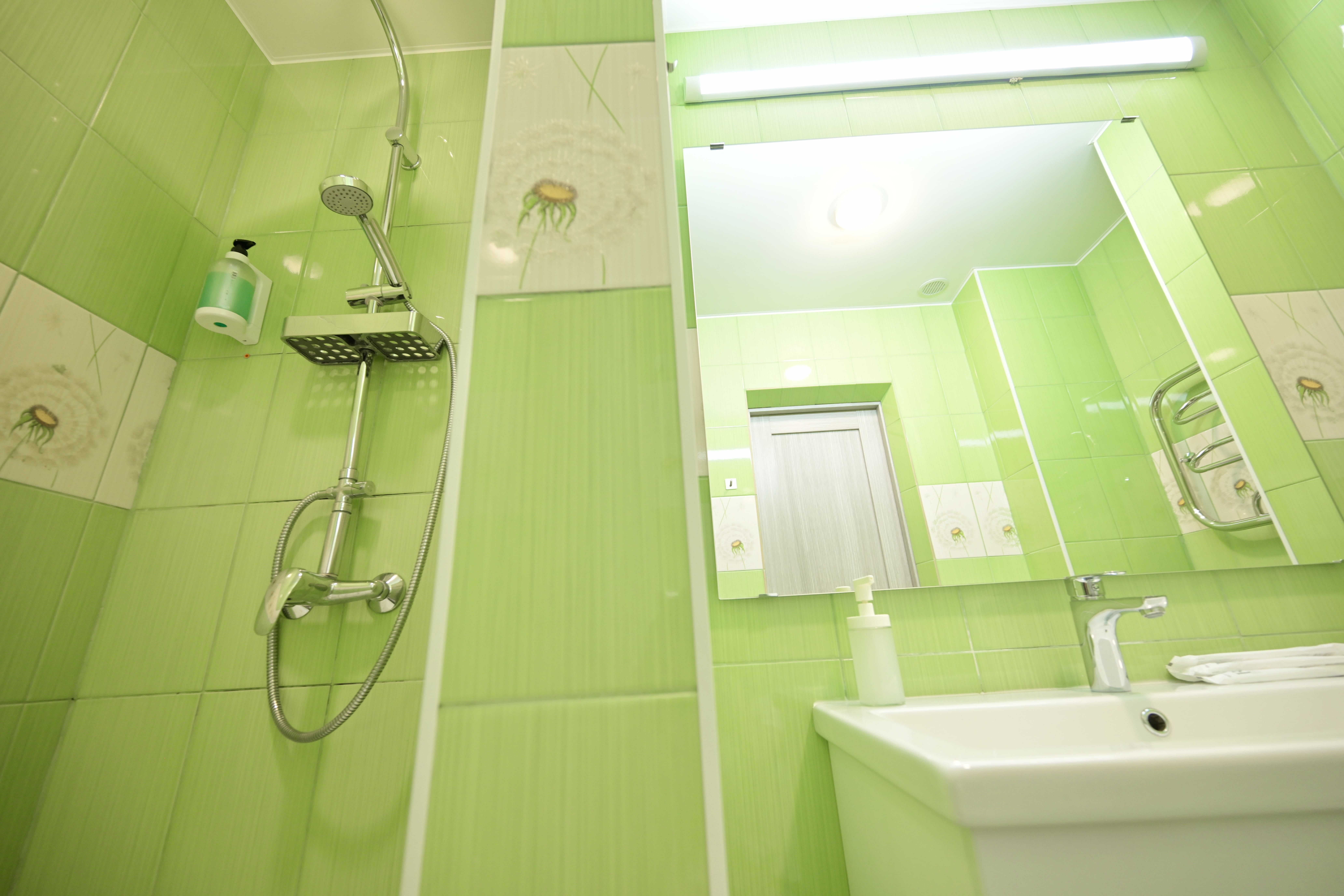 Люкс с кроватью размера «king-size» и балконом