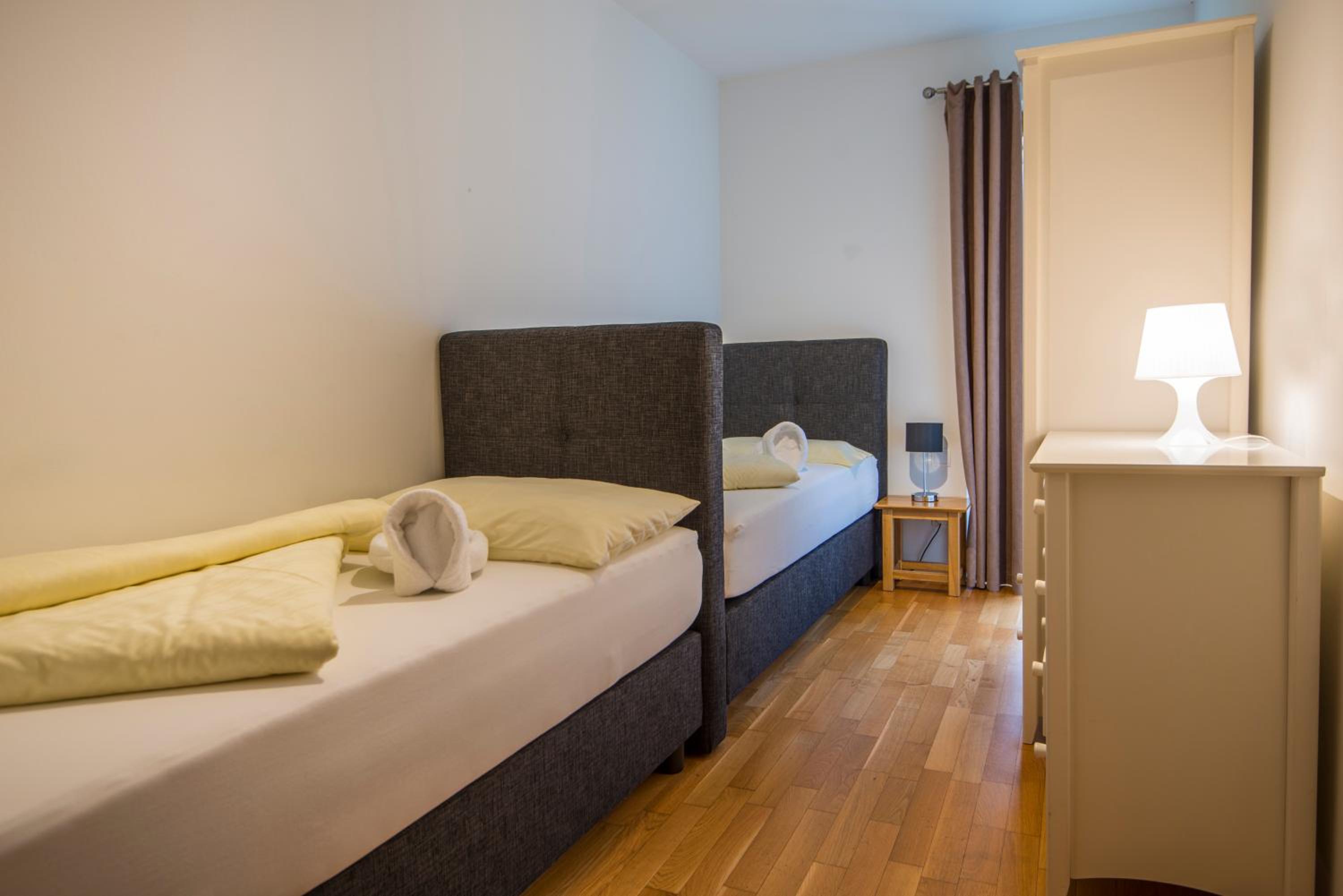 Two-Bedroom Apartment with Sofa Bed