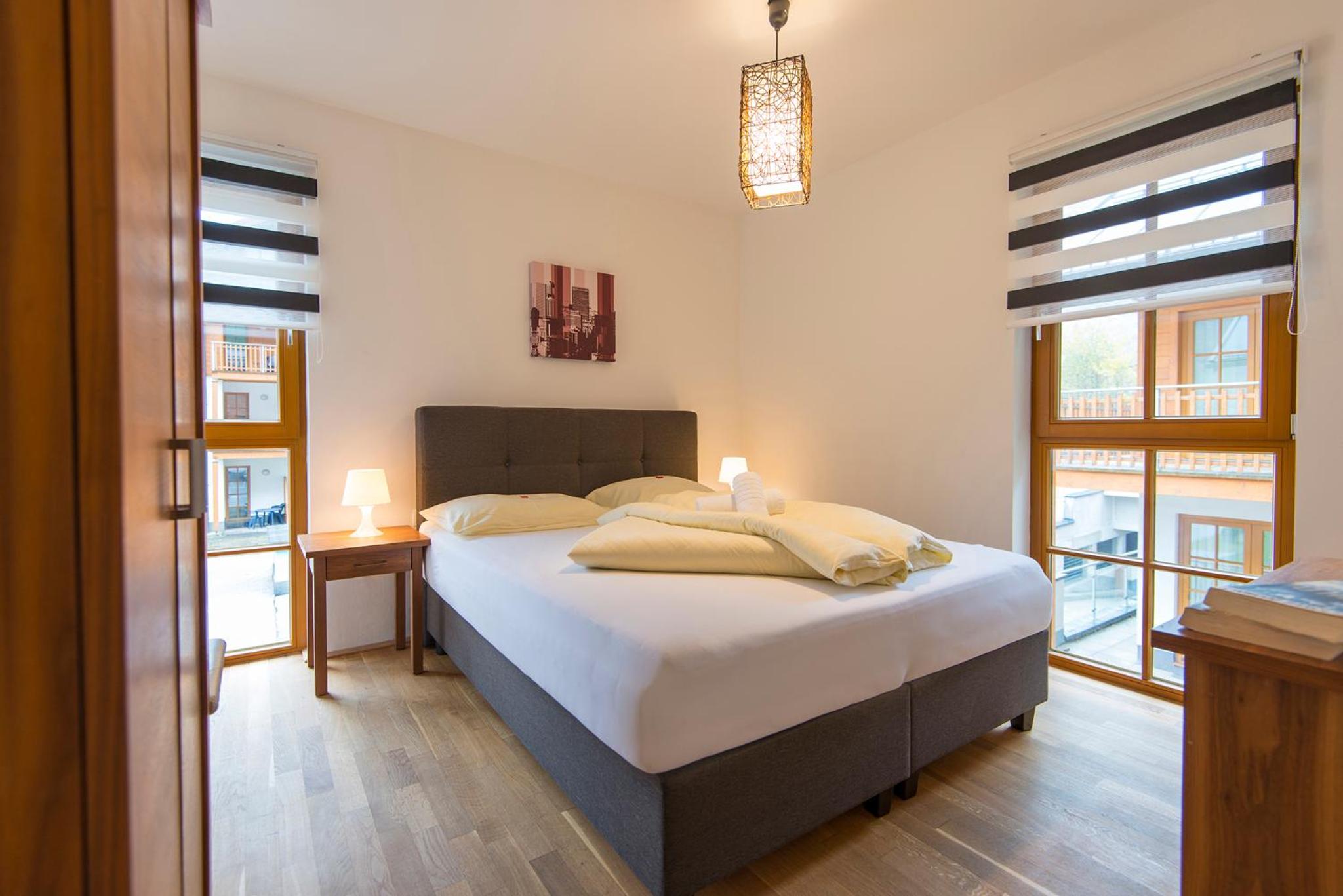 Three-Bedroom Apartmen with Sofa Bed