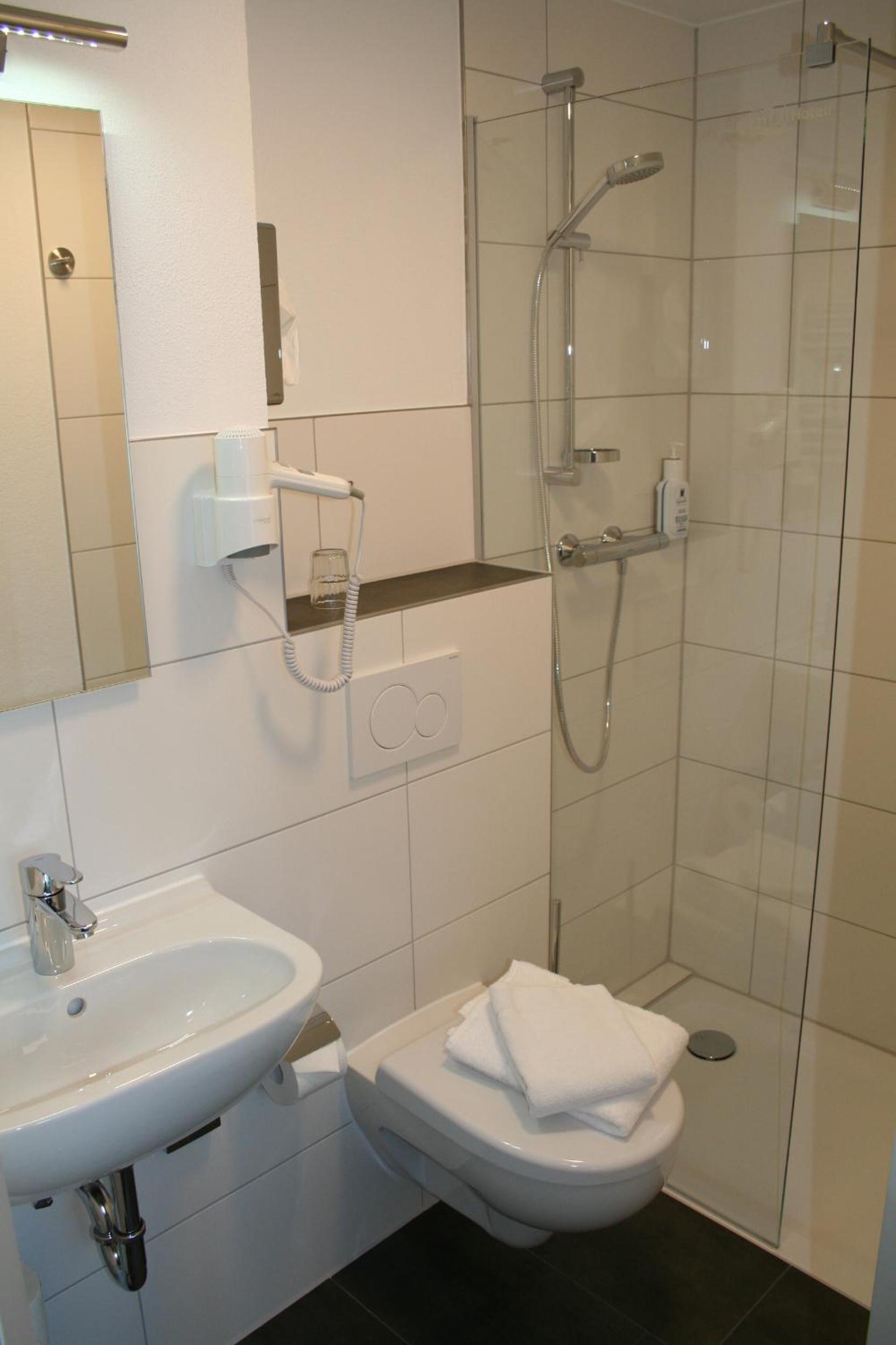 Standard Single Room