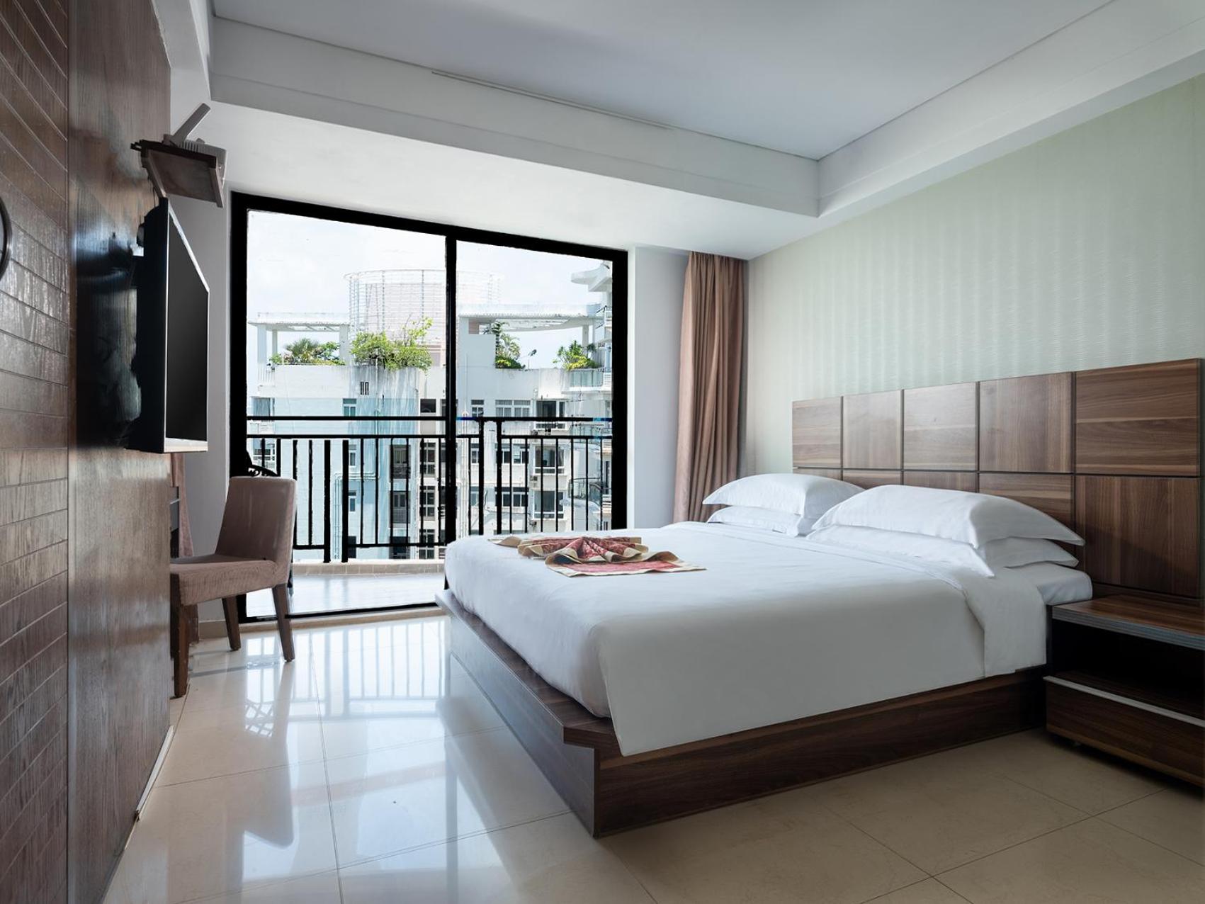 Deluxe Double or Twin Room with Sea View