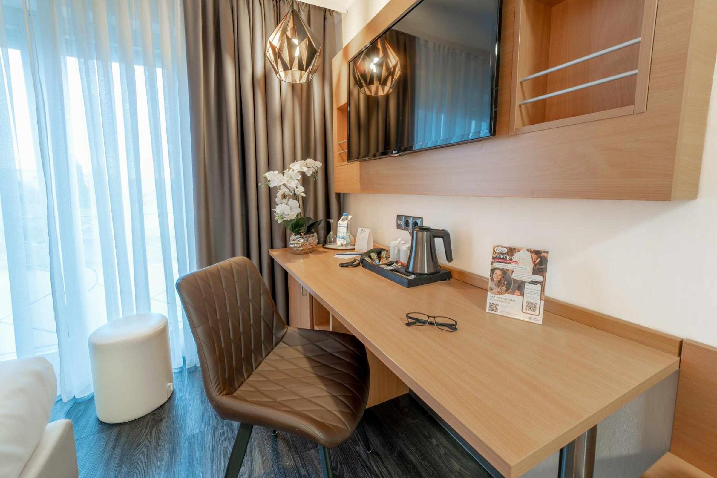 Standard Single Room