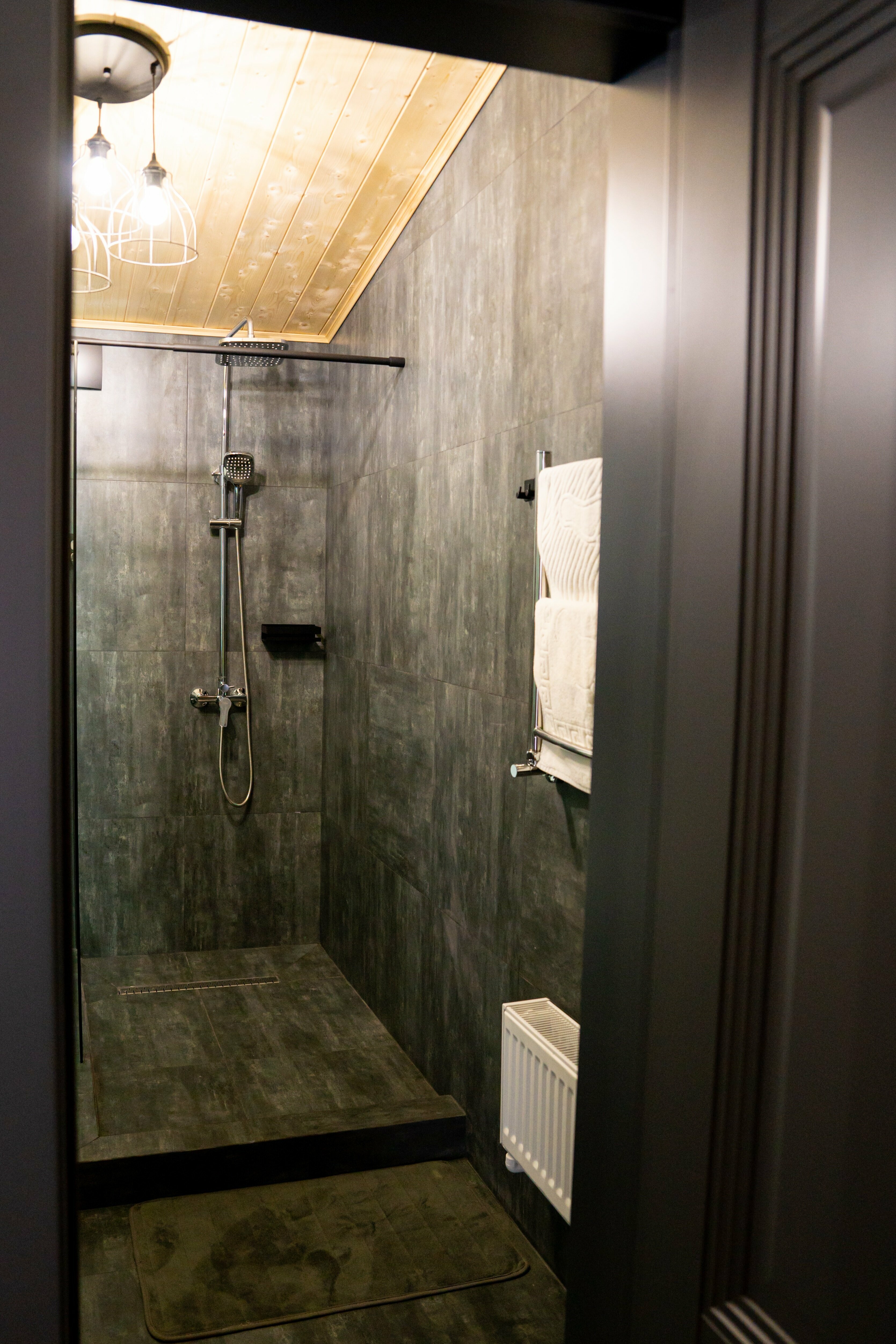 Шестиместный люкс с беседкой и мангальной зоной