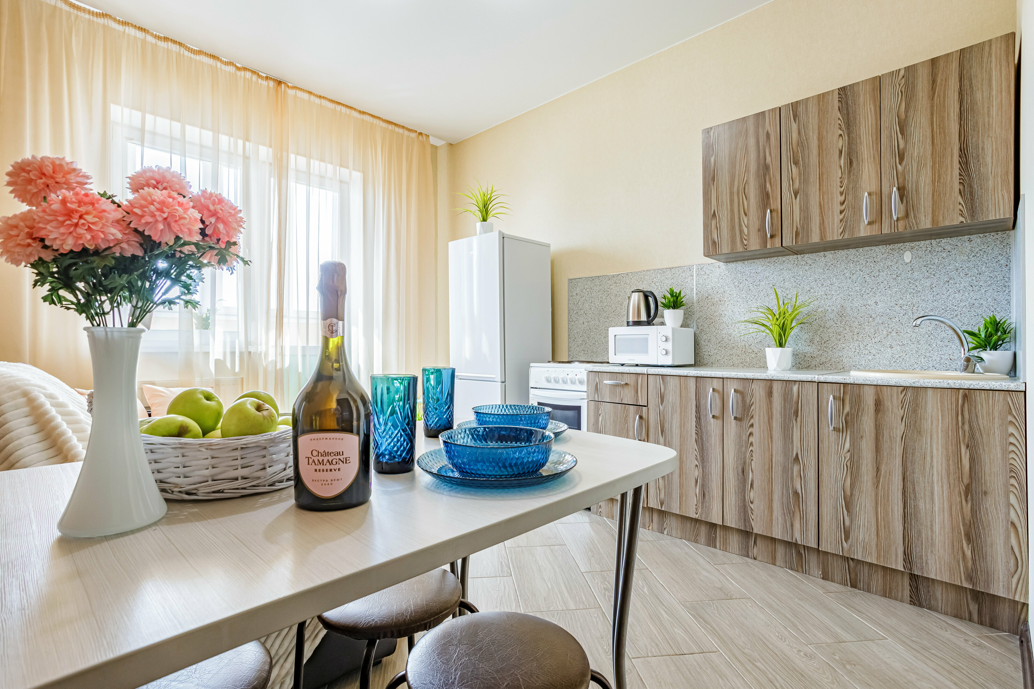 Апартаменты с видом на город на высоком этаже №43