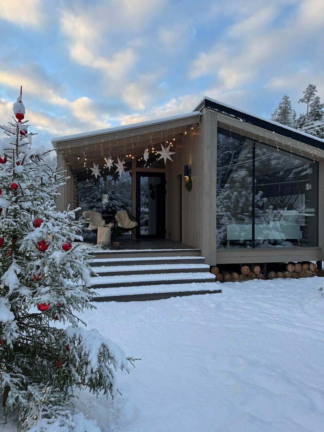 Коттедж с видом на лес