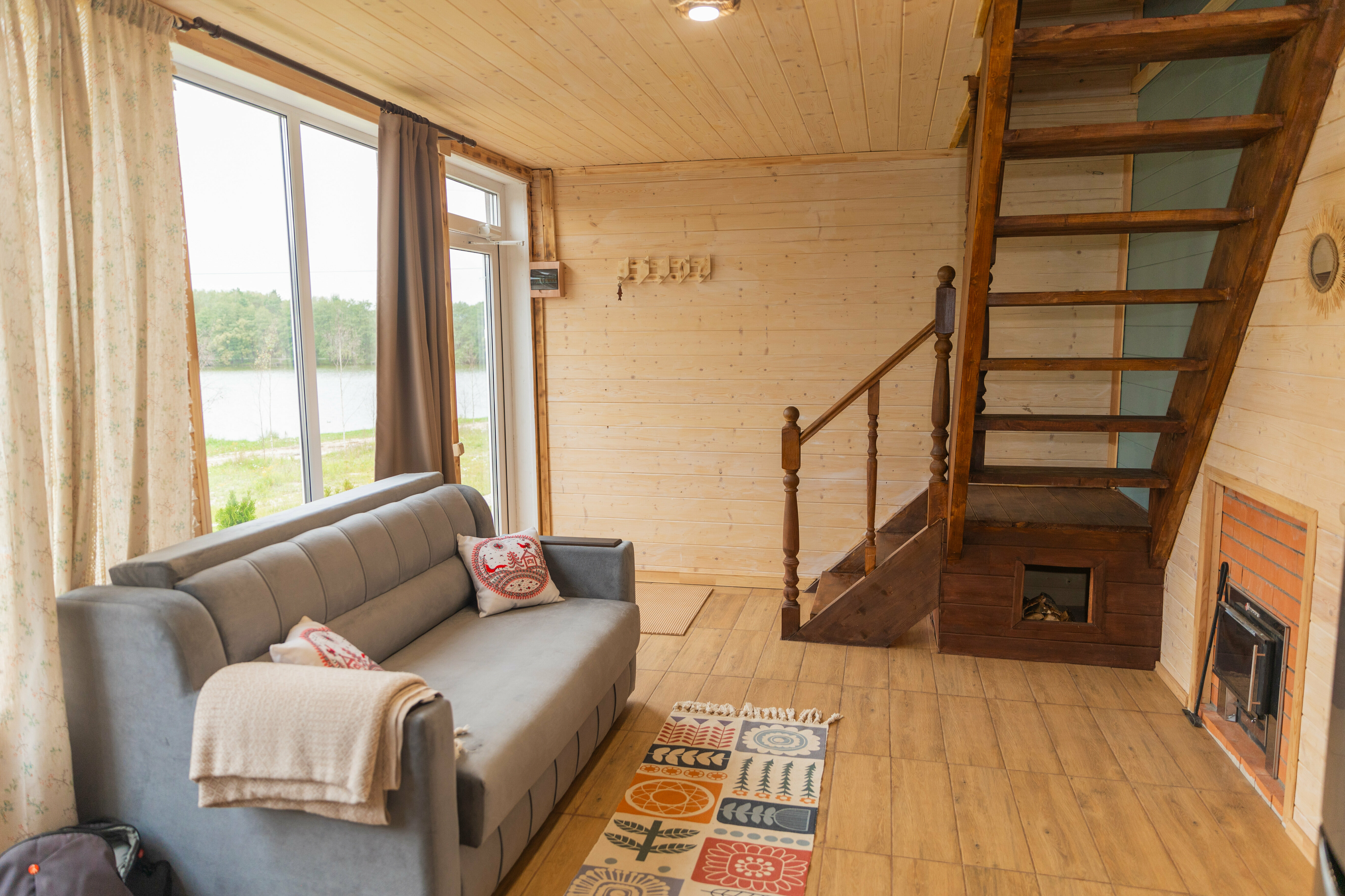 Дом с видом на озеро