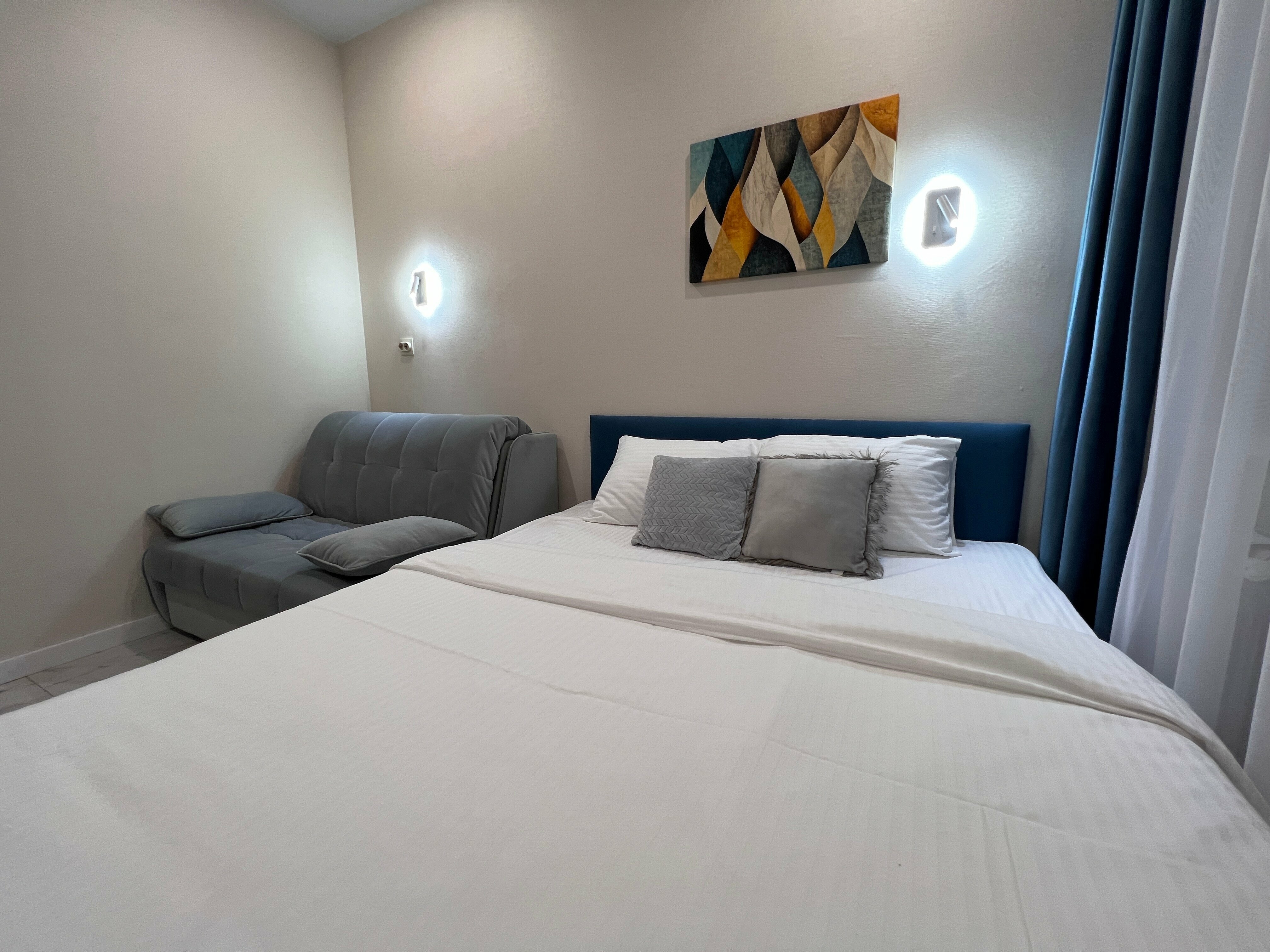 Трехместный номер «Комфорт» с душем