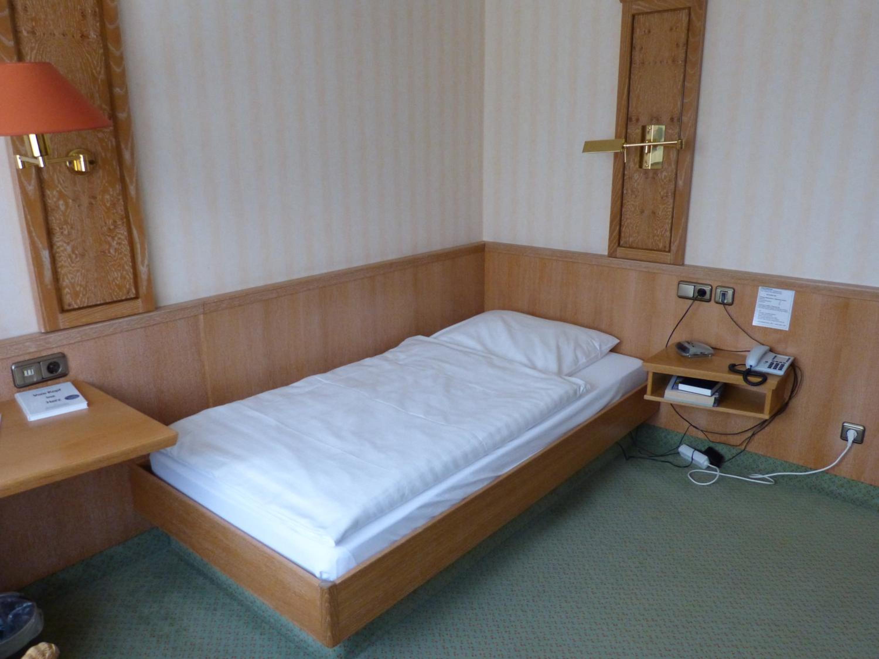 Comfort Single Room