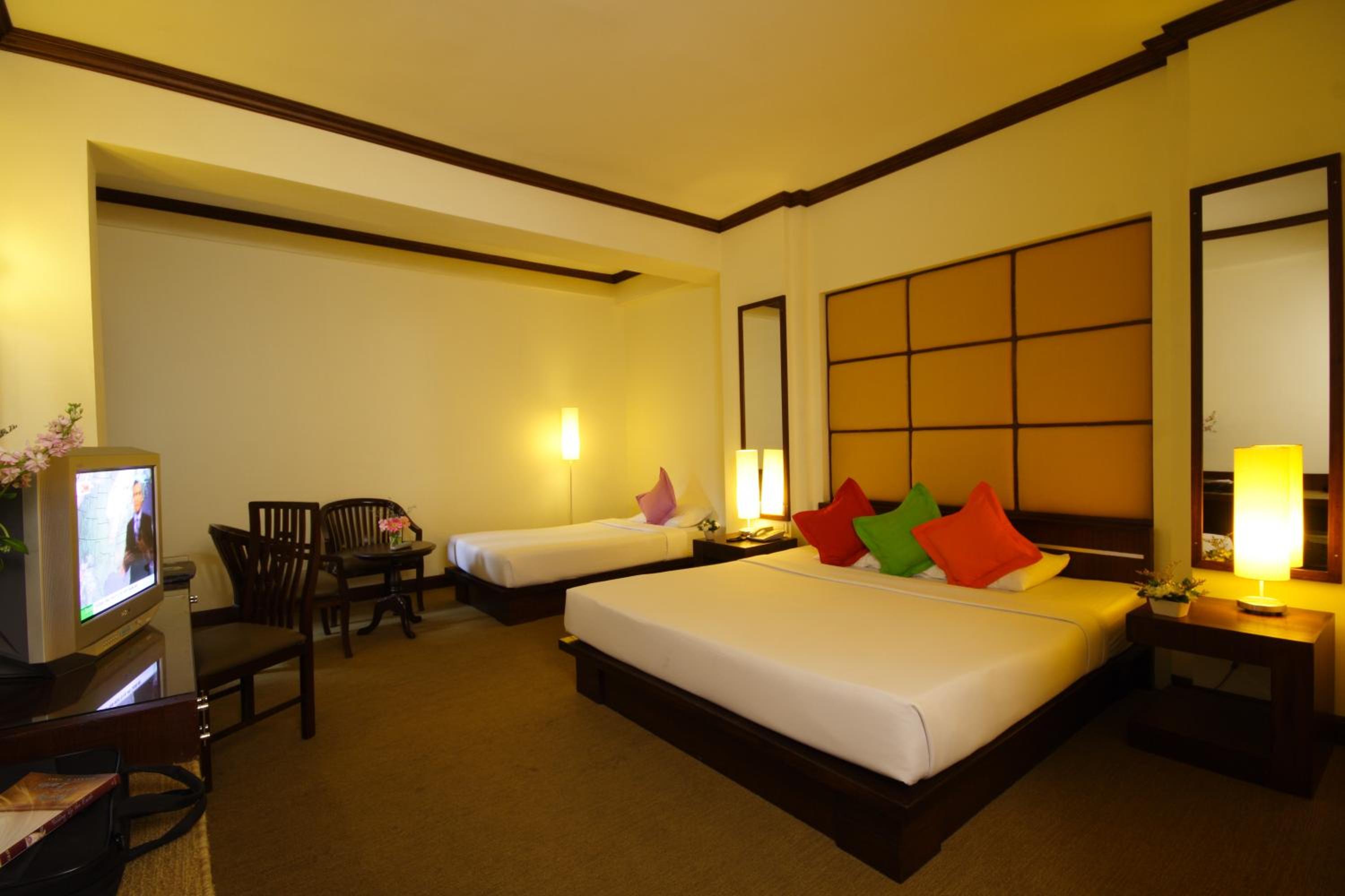 Triple Room