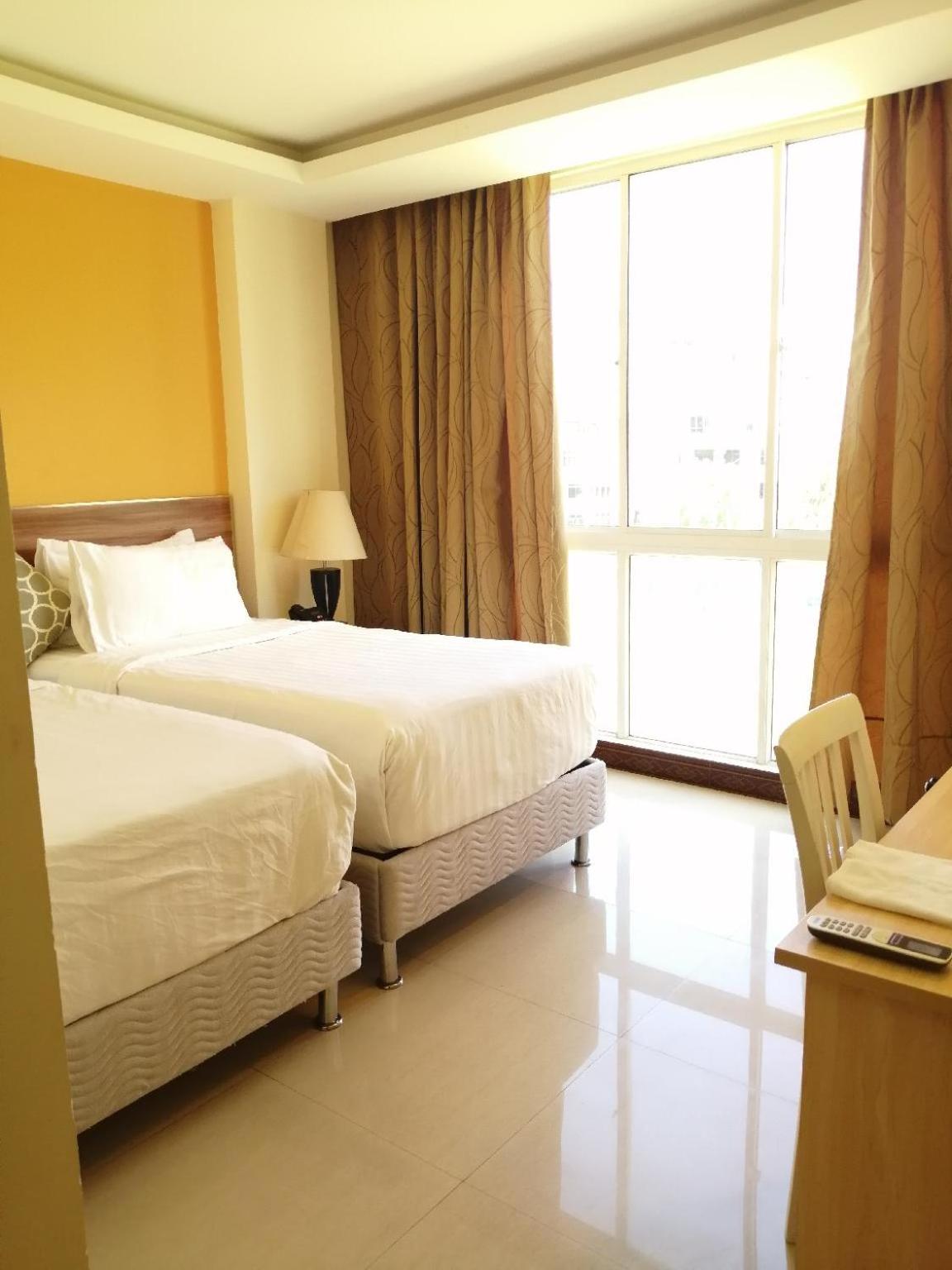 Twin Room with City View