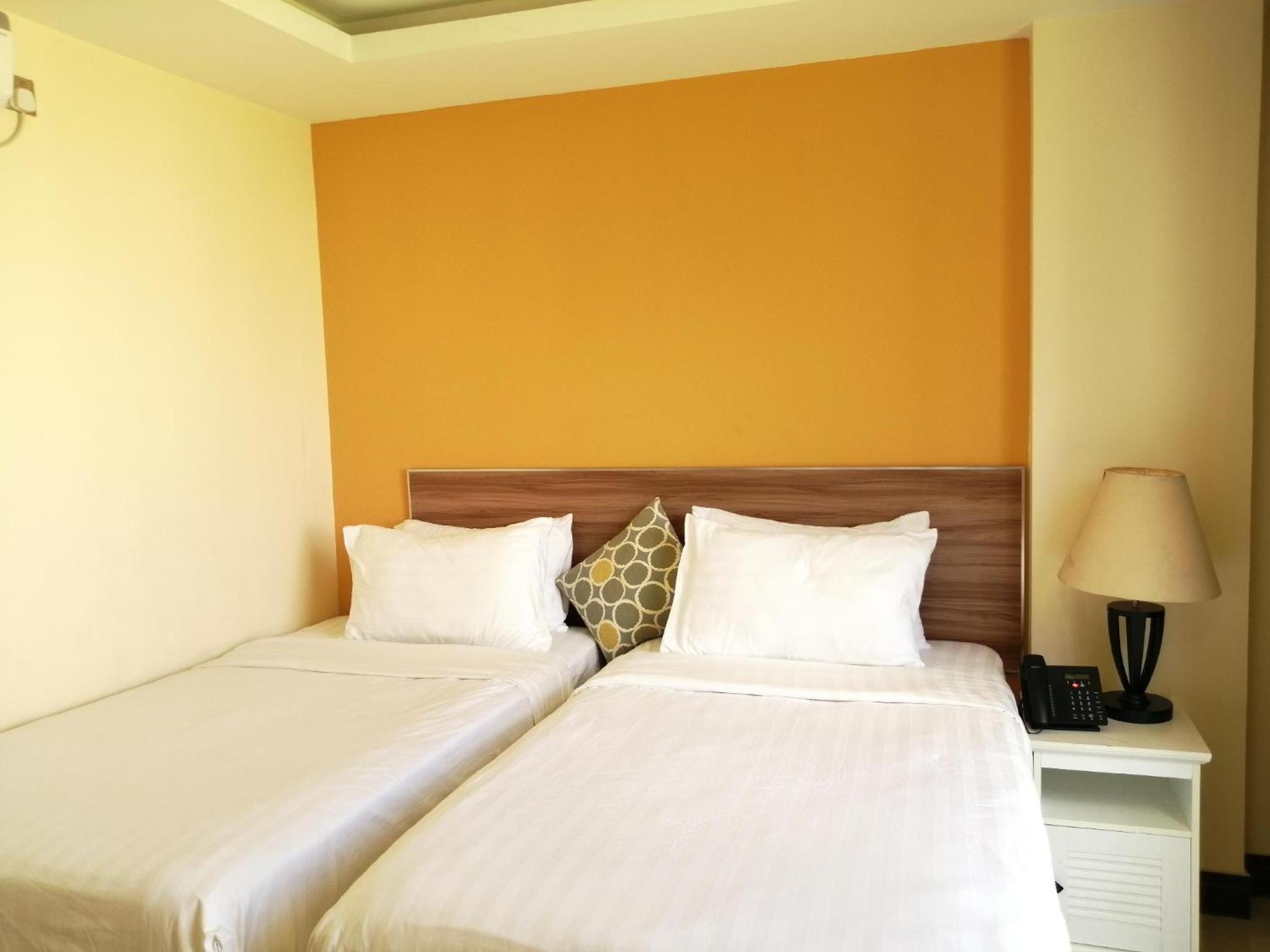 Twin Room with City View