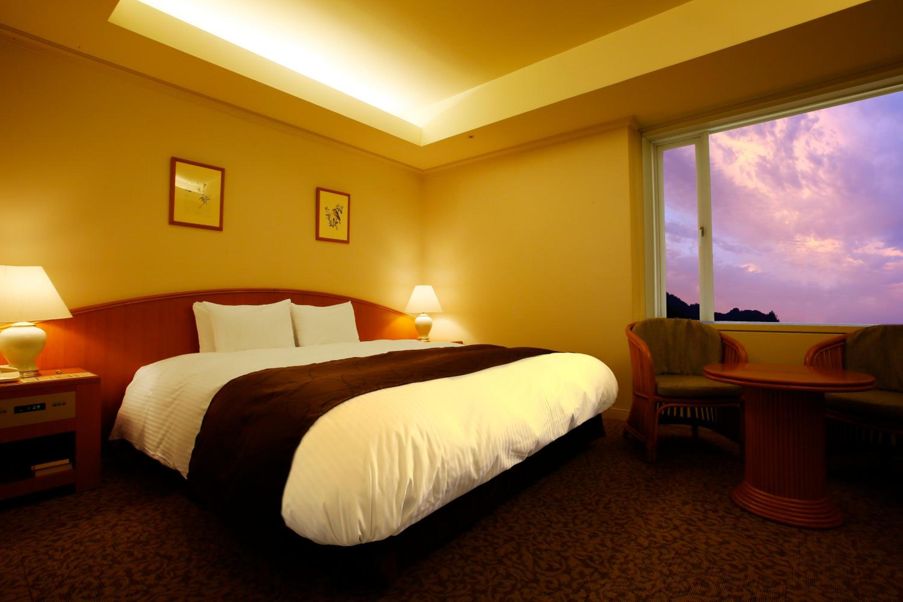 Executive Double Room - Main Tower - Non-Smoking