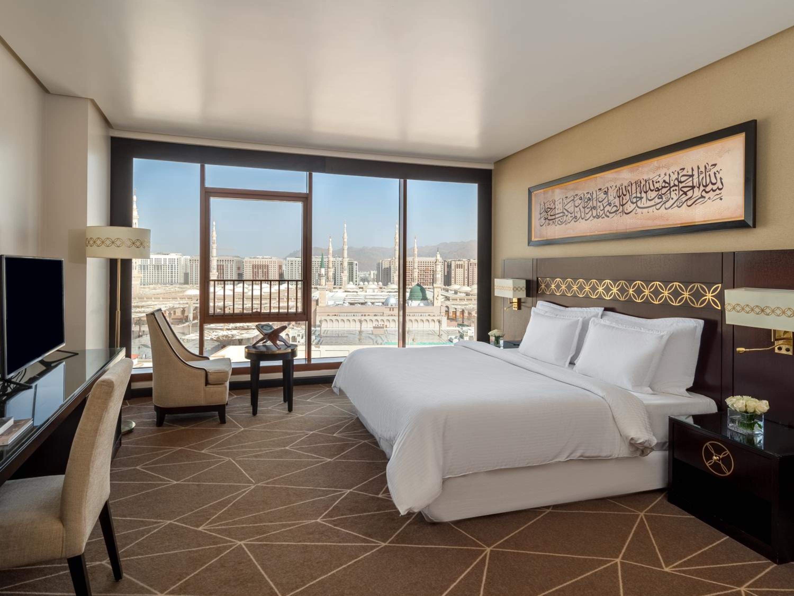 Deluxe King Room With Panoramic View
