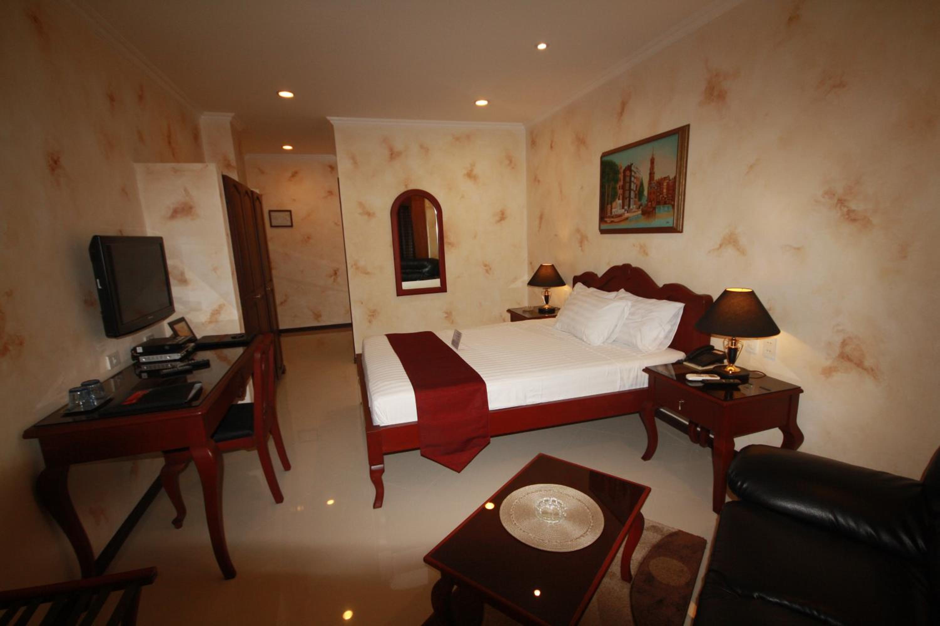 Economy Deluxe Room