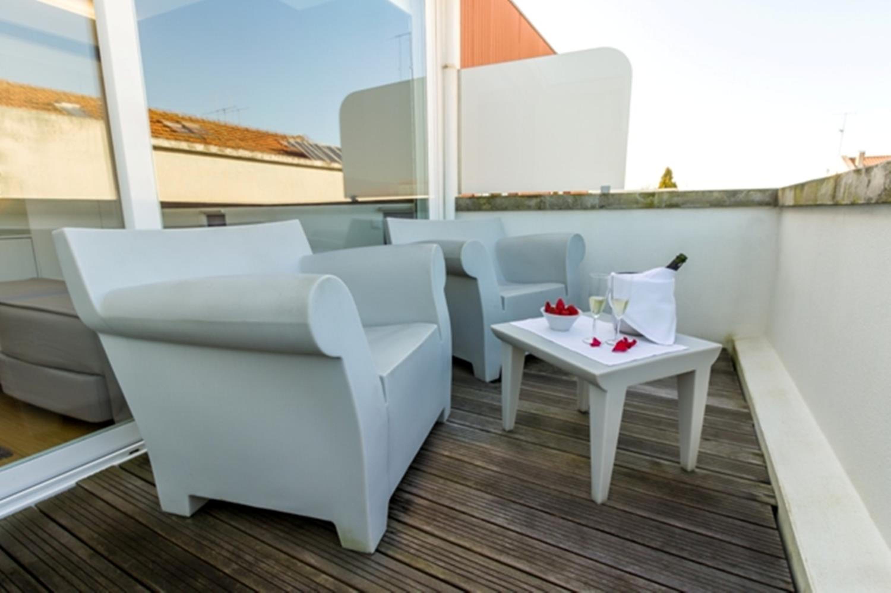 Double or Twin Room with View