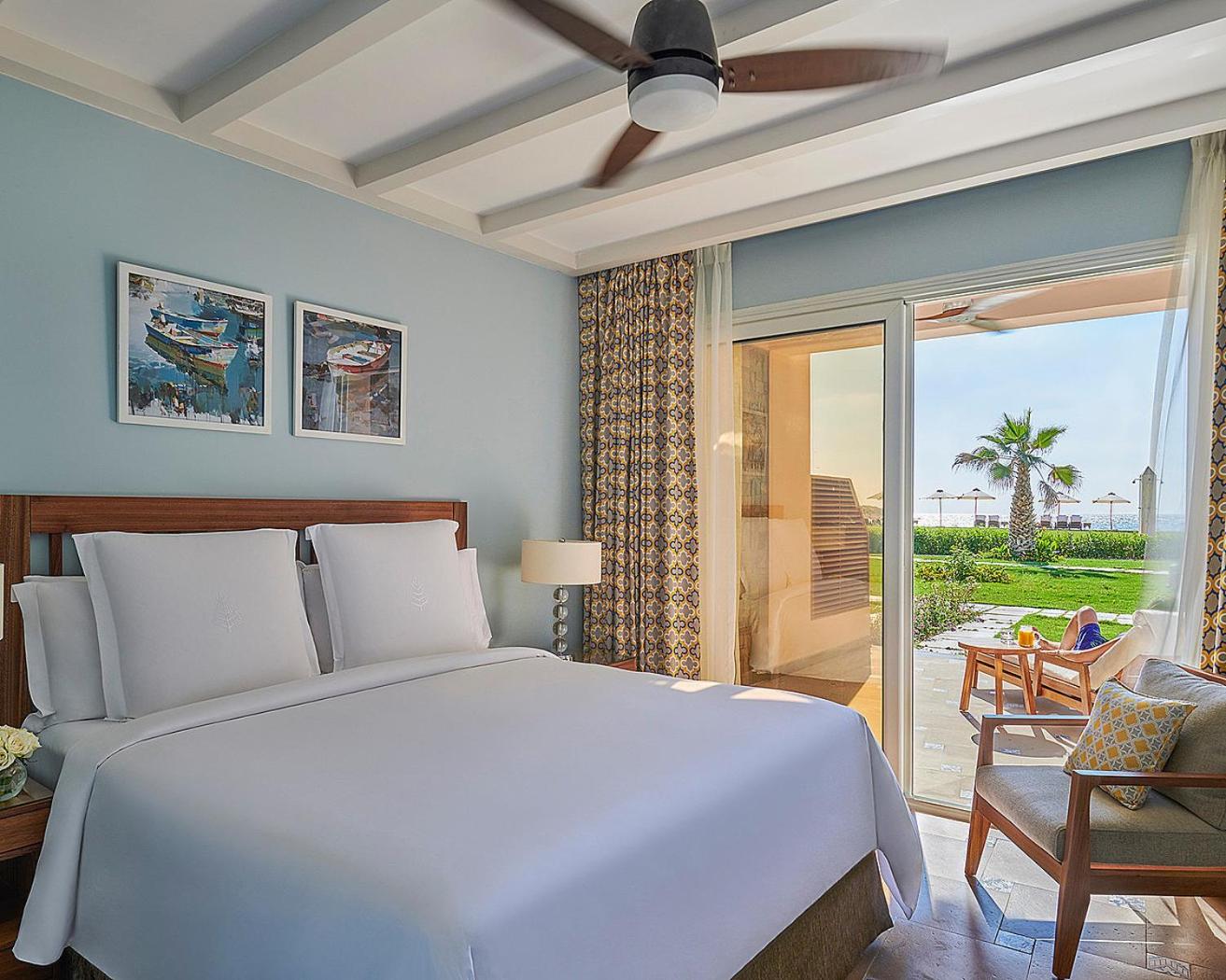 One Bedroom Beach Suite