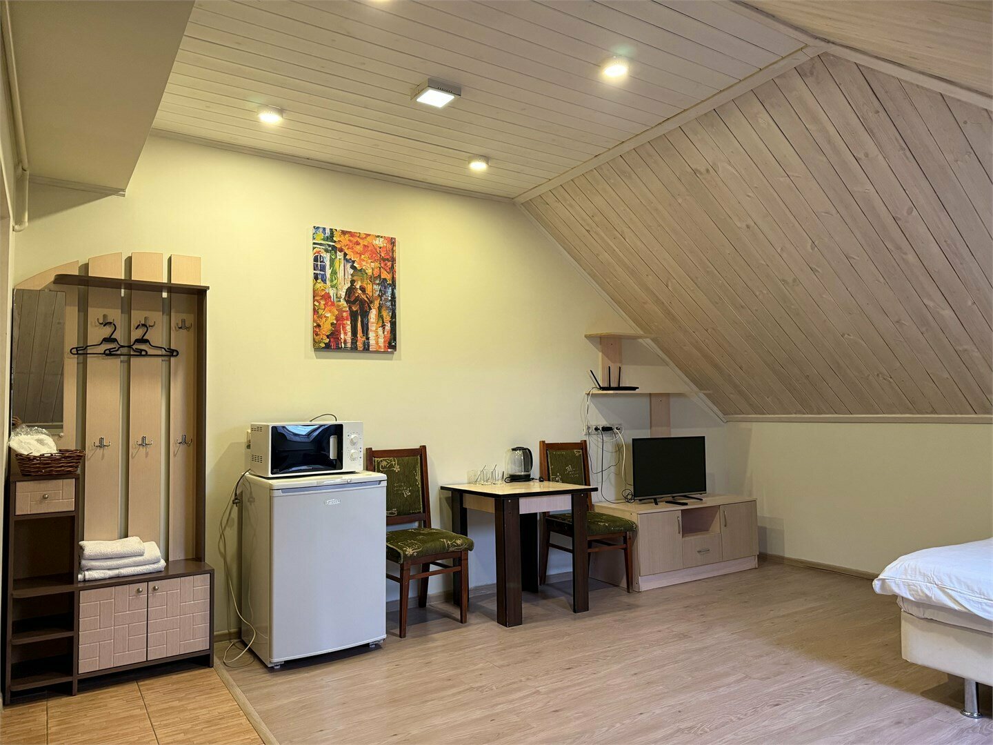 Cемейный номер с собственной ванной комнатой