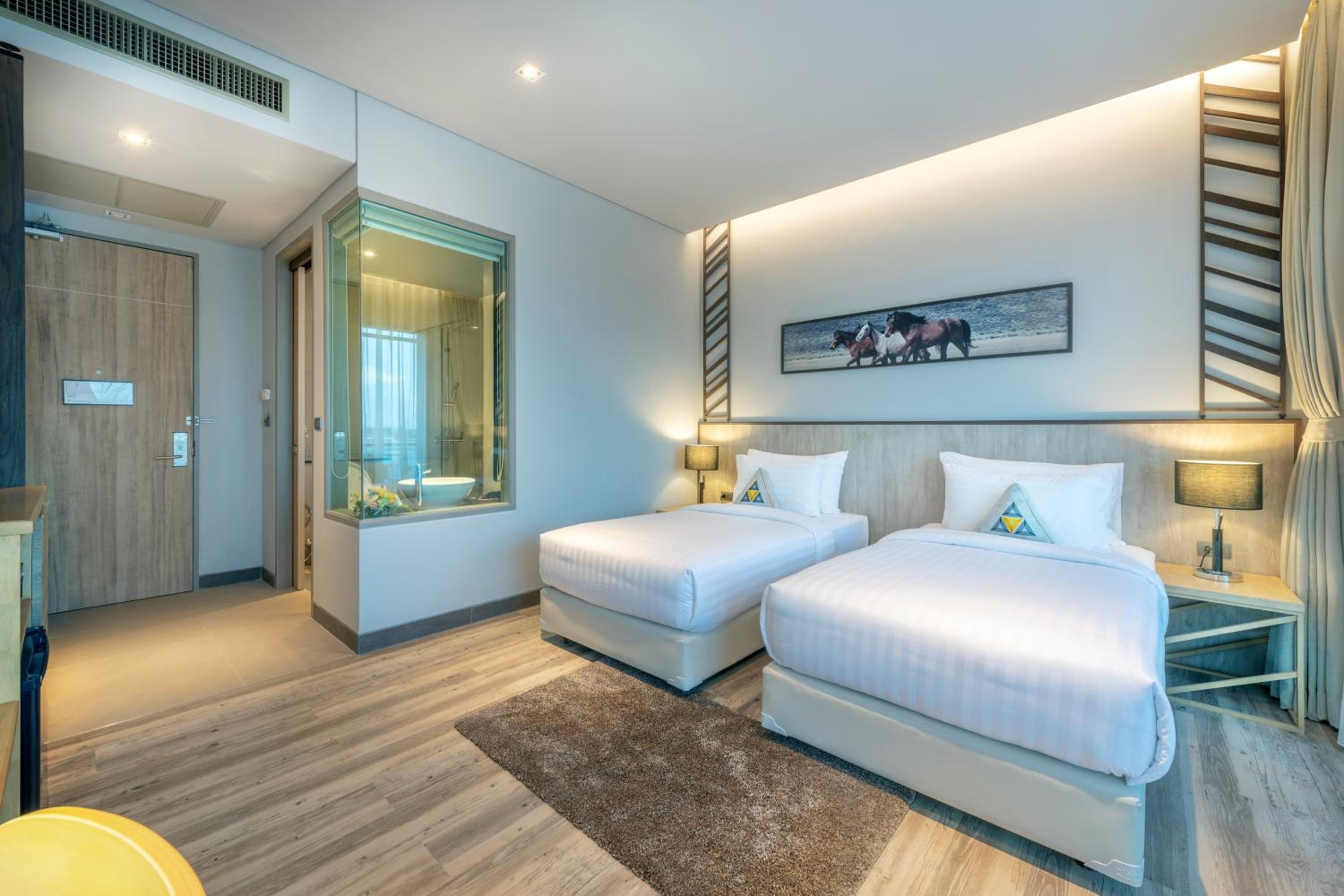 Deluxe Double or Twin Room