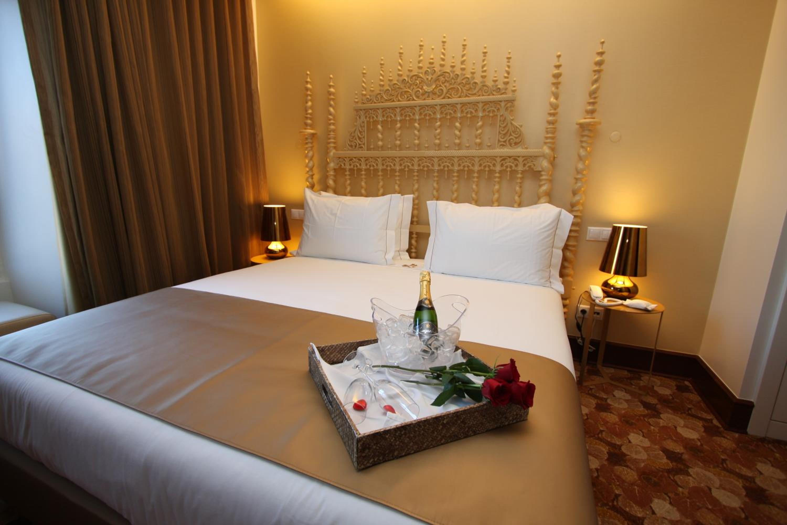 Double Room with Romantic Package 